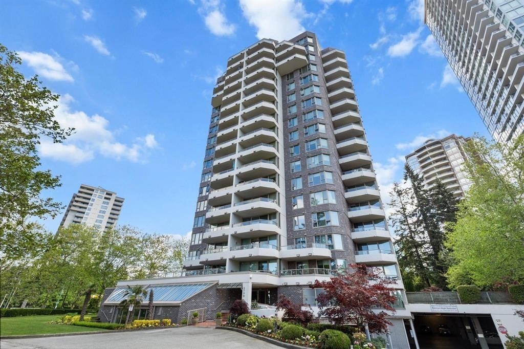 303 5790 PATTERSON AVENUE, R3027568, BC,