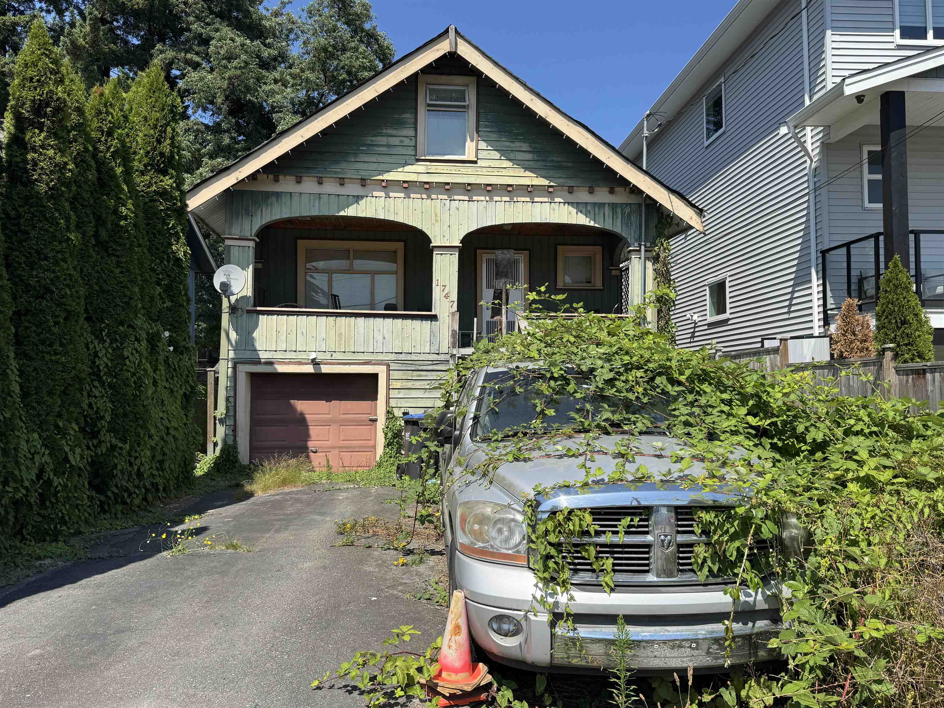 1747 MORGAN AVENUE, Port Coquitlam BC V3C 1J6, R3027574, BC,