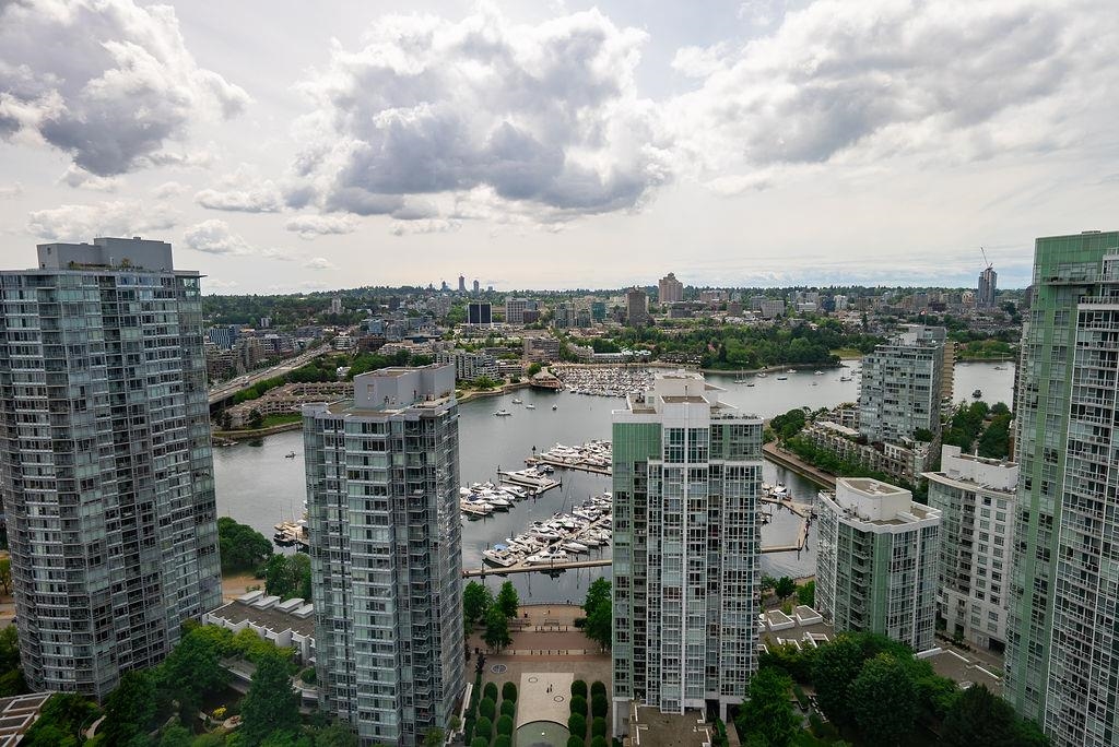 3706 1009 EXPO BOULEVARD, R3027616, BC,