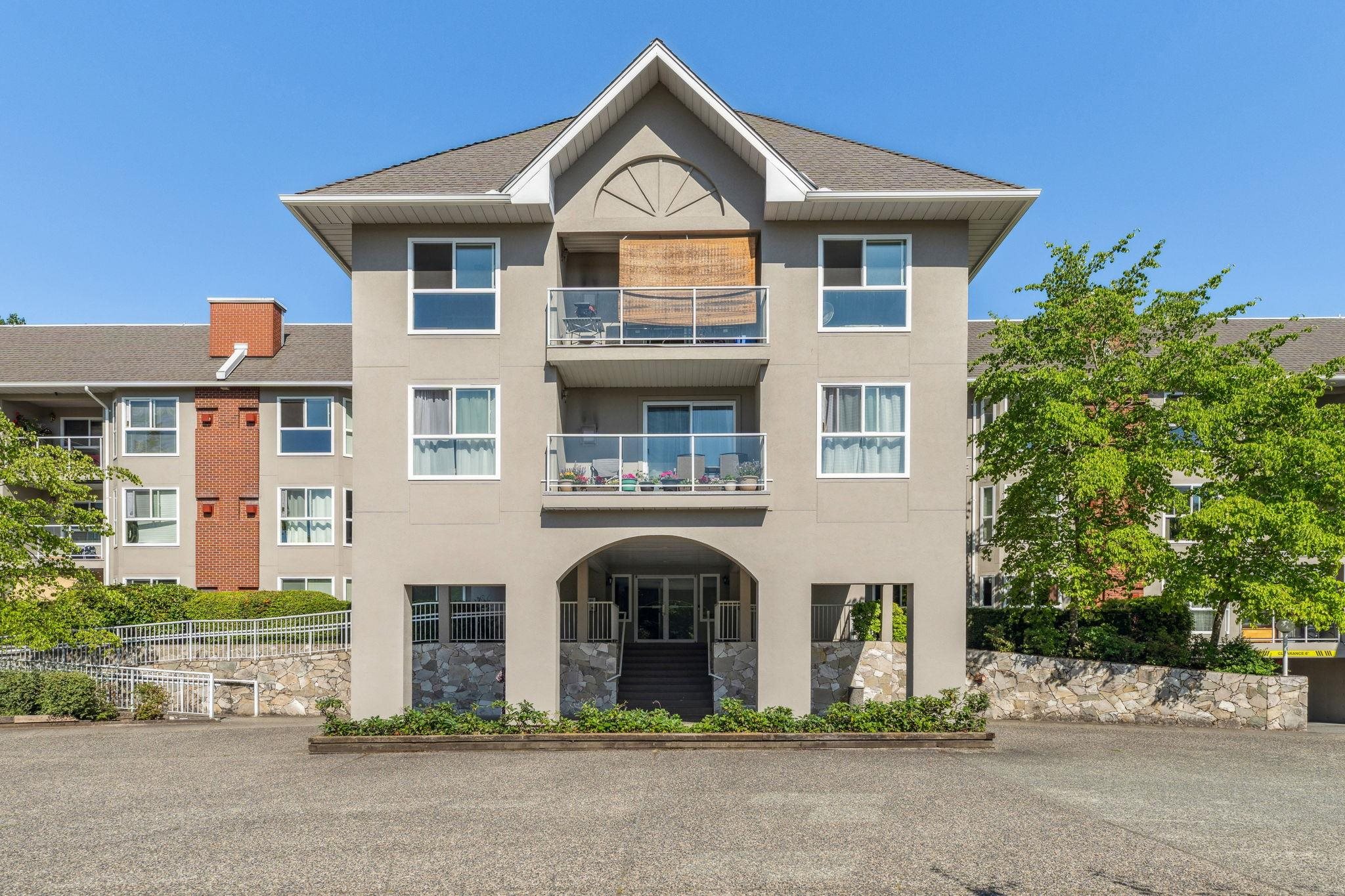 312 19835 64 AVENUE, R3027622, BC,