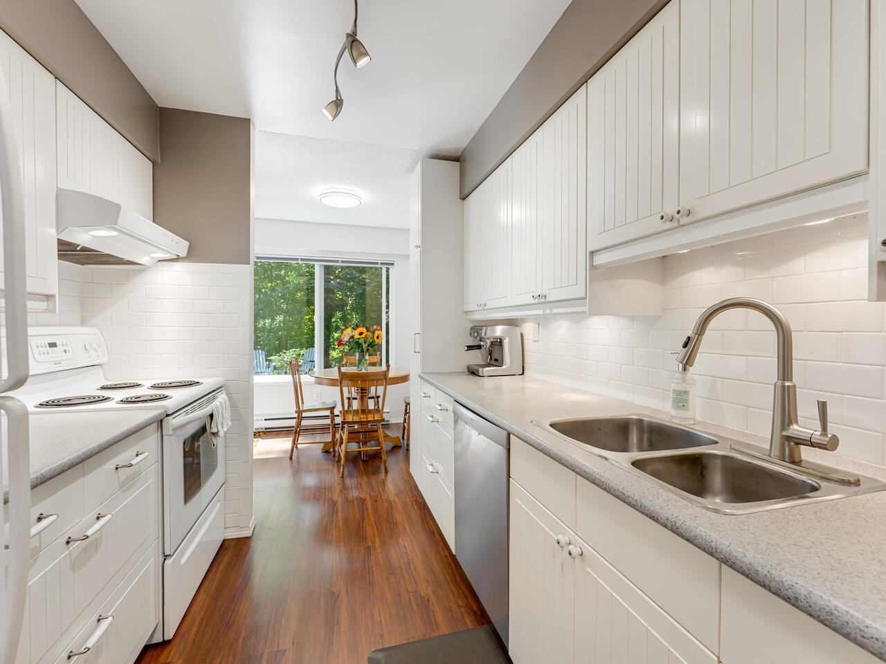 8326 VINEWOOD PLACE, Burnaby BC V5A 3V6, R3027676, BC,