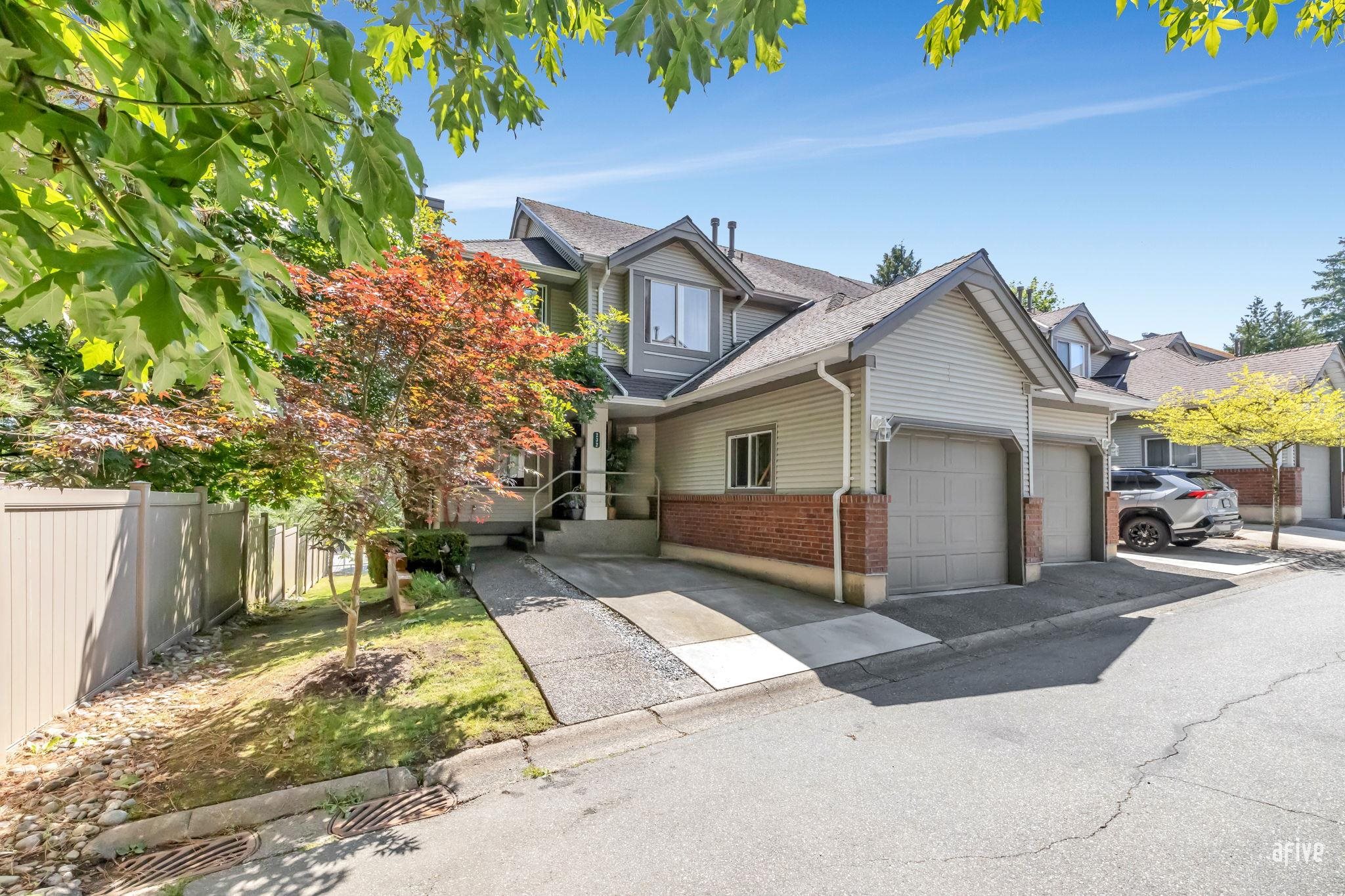 232 13900 HYLAND ROAD ROAD, Surrey BC V3W 1K4, R3027773, BC,
