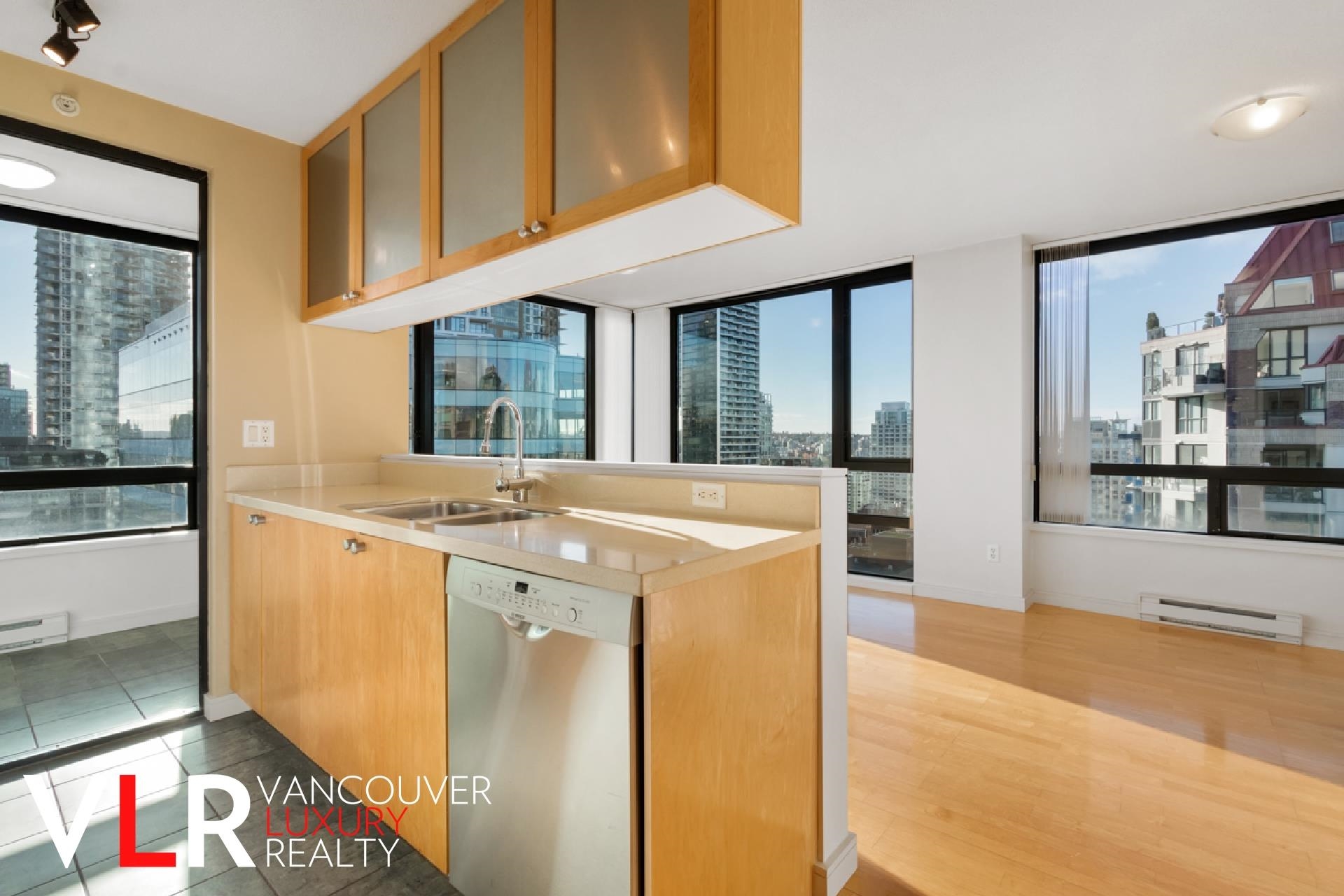 1604 1003 BURNABY STREET, R3027847, BC,