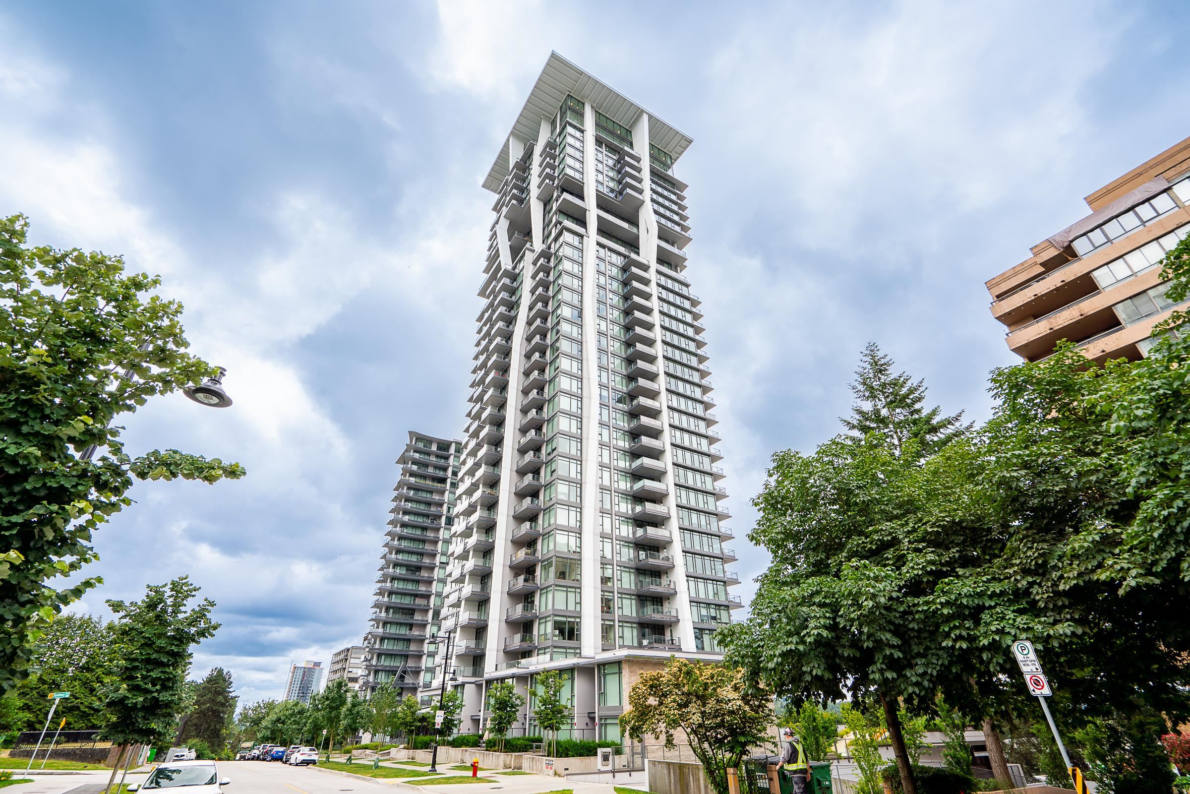 2401 450 WESTVIEW STREET, R3027888, BC,