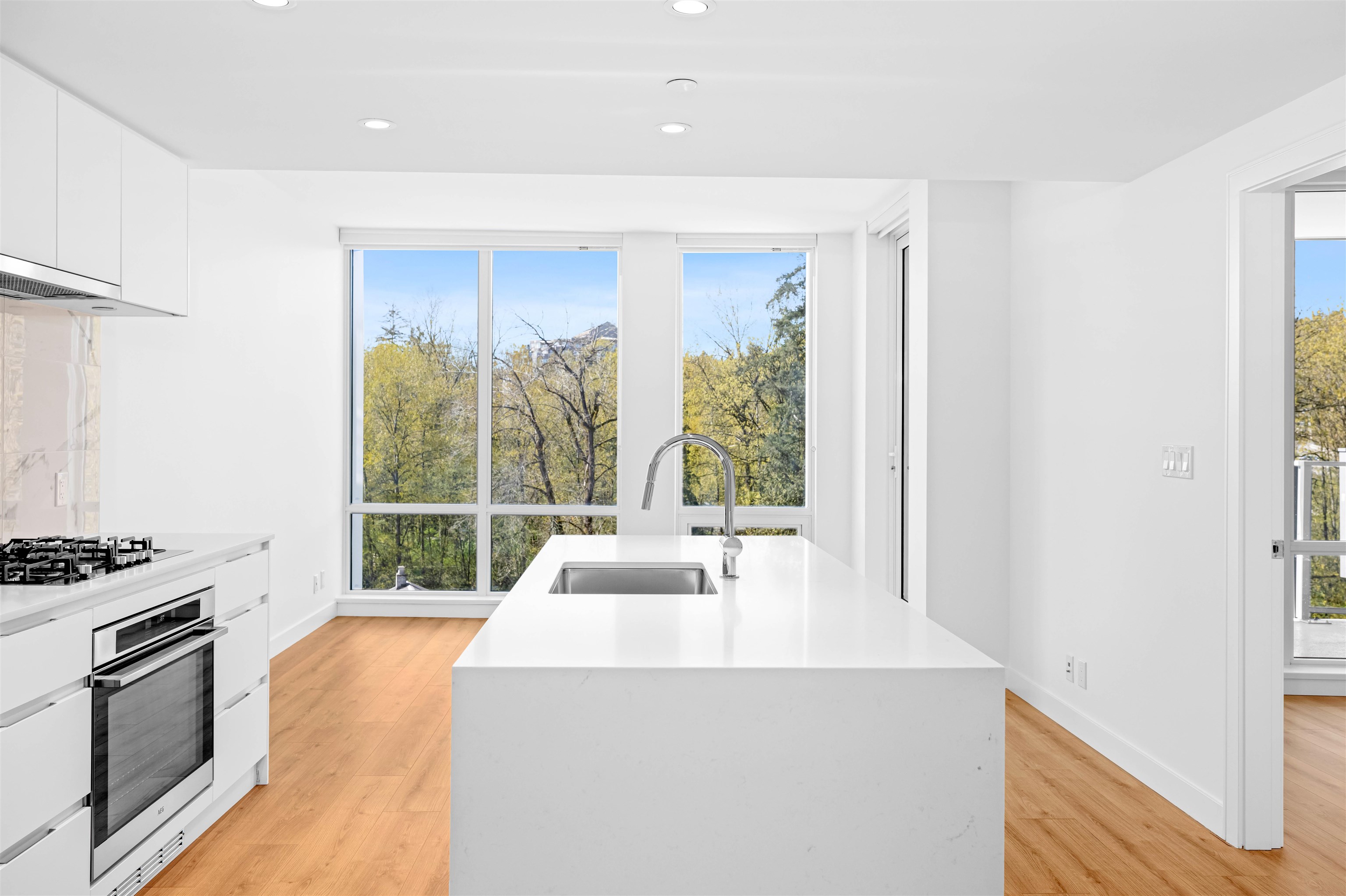 618 1500 FERN STREET, R3027950, BC,