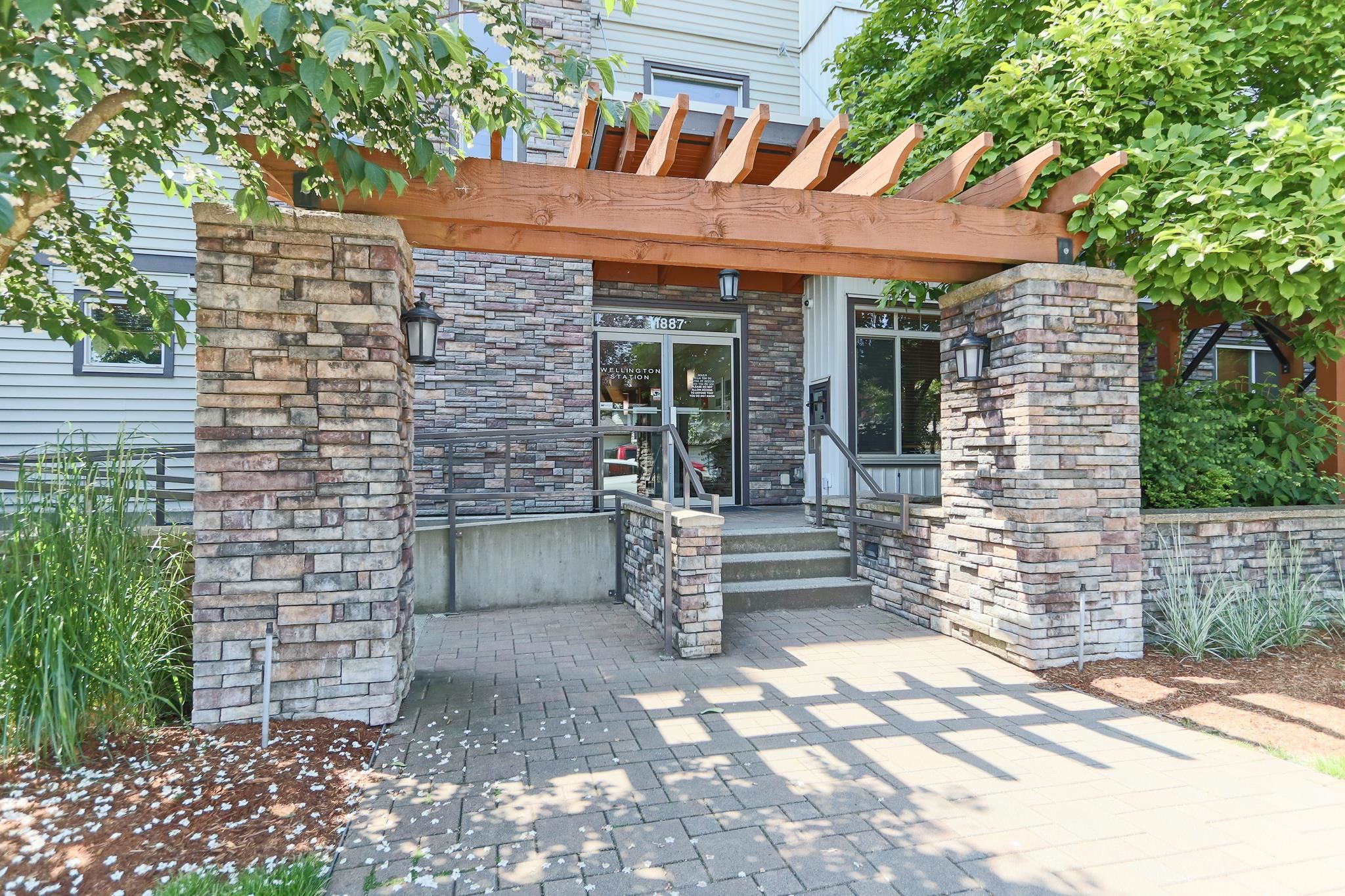 413 11887 BURNETT STREET, R3027984, BC,