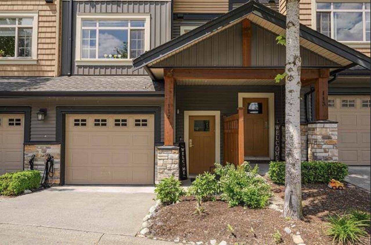 112 11305 240 ST, R3027989, BC,