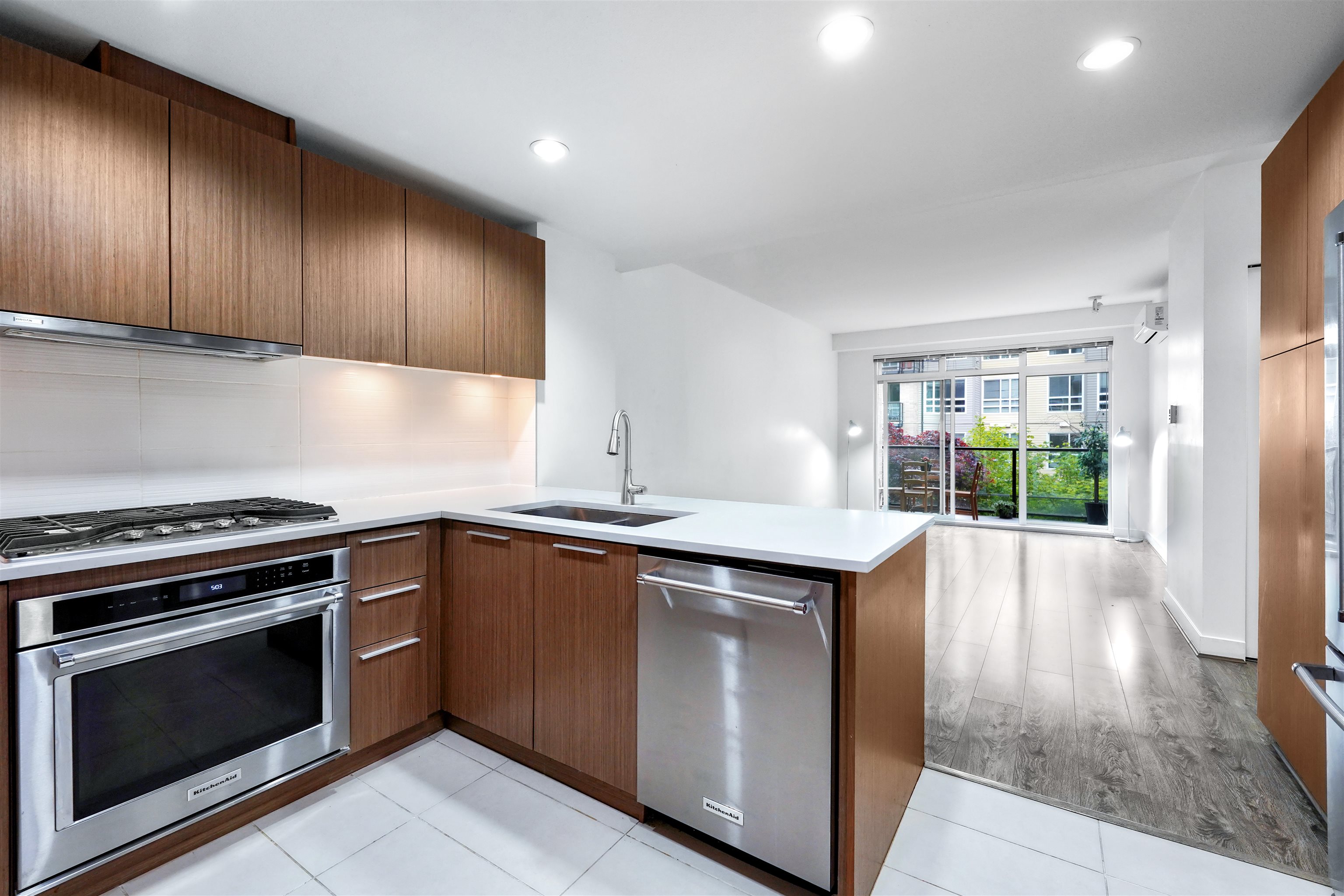206 3462 ROSS DRIVE, R3028099, BC,