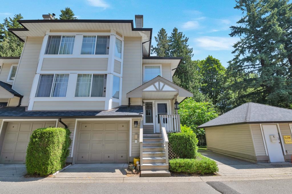 21 7640 BLOTT STREET, R3028133, BC,