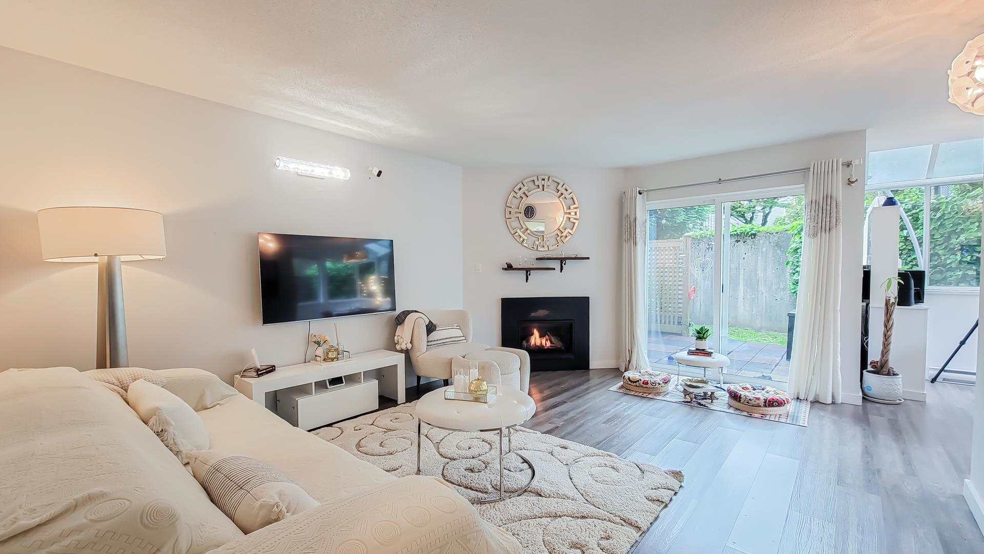 38 1235 JOHNSON STREET, R3028218, BC,