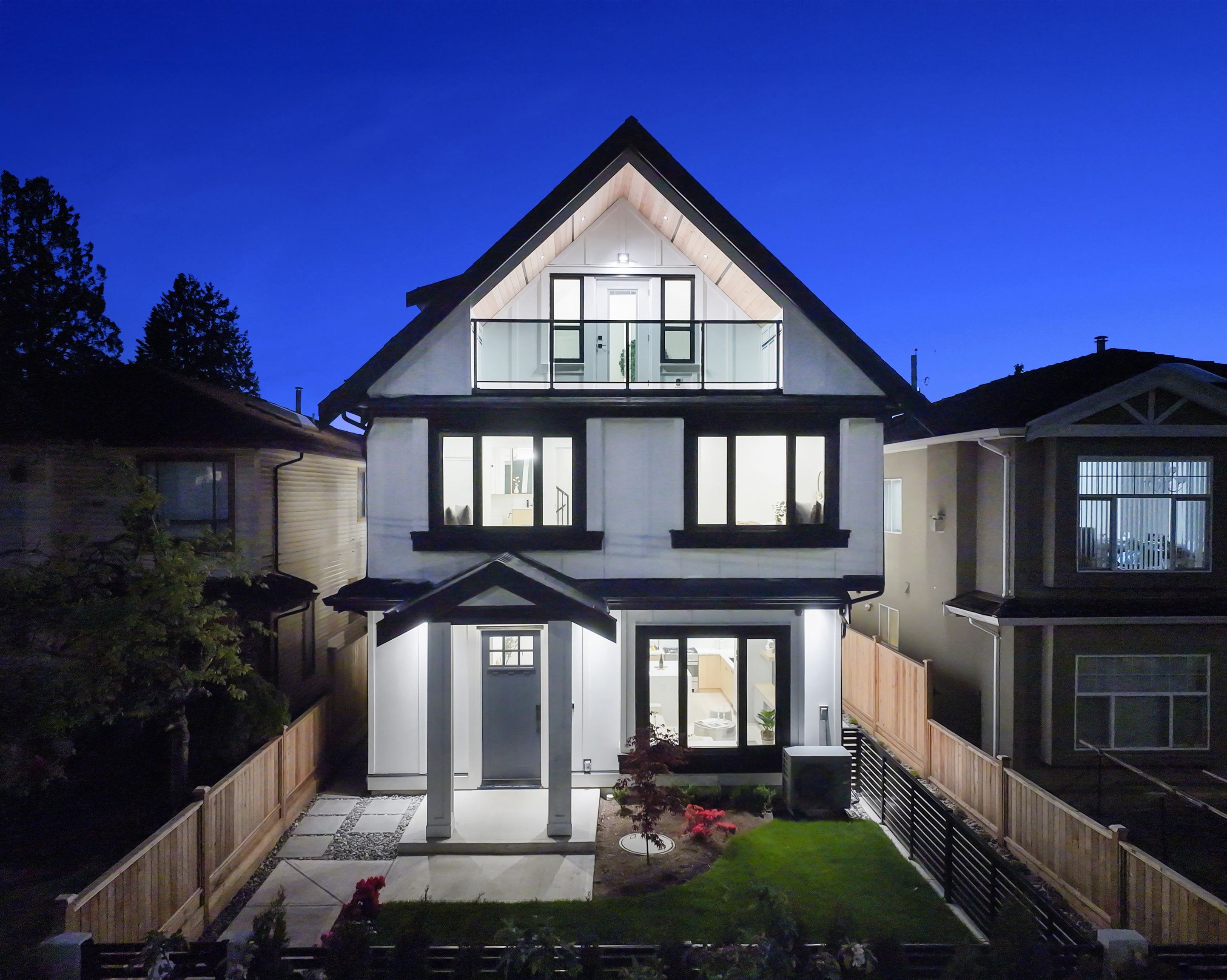 1 1259 RENFREW STREET, R3028316, BC,