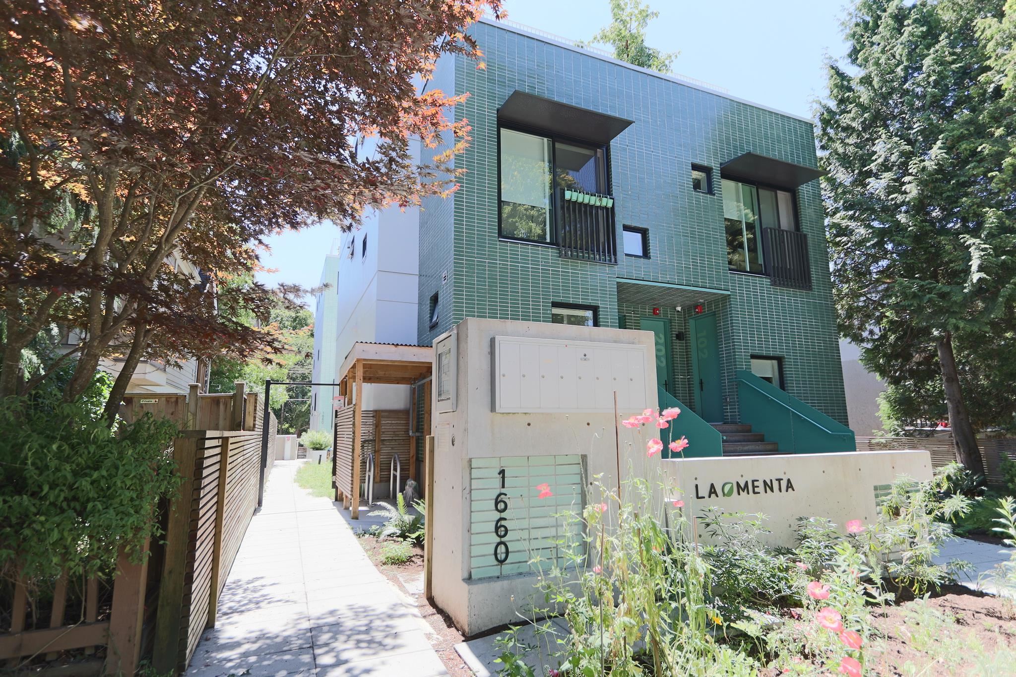 102 1660 5 AVENUE, R3028410, BC,