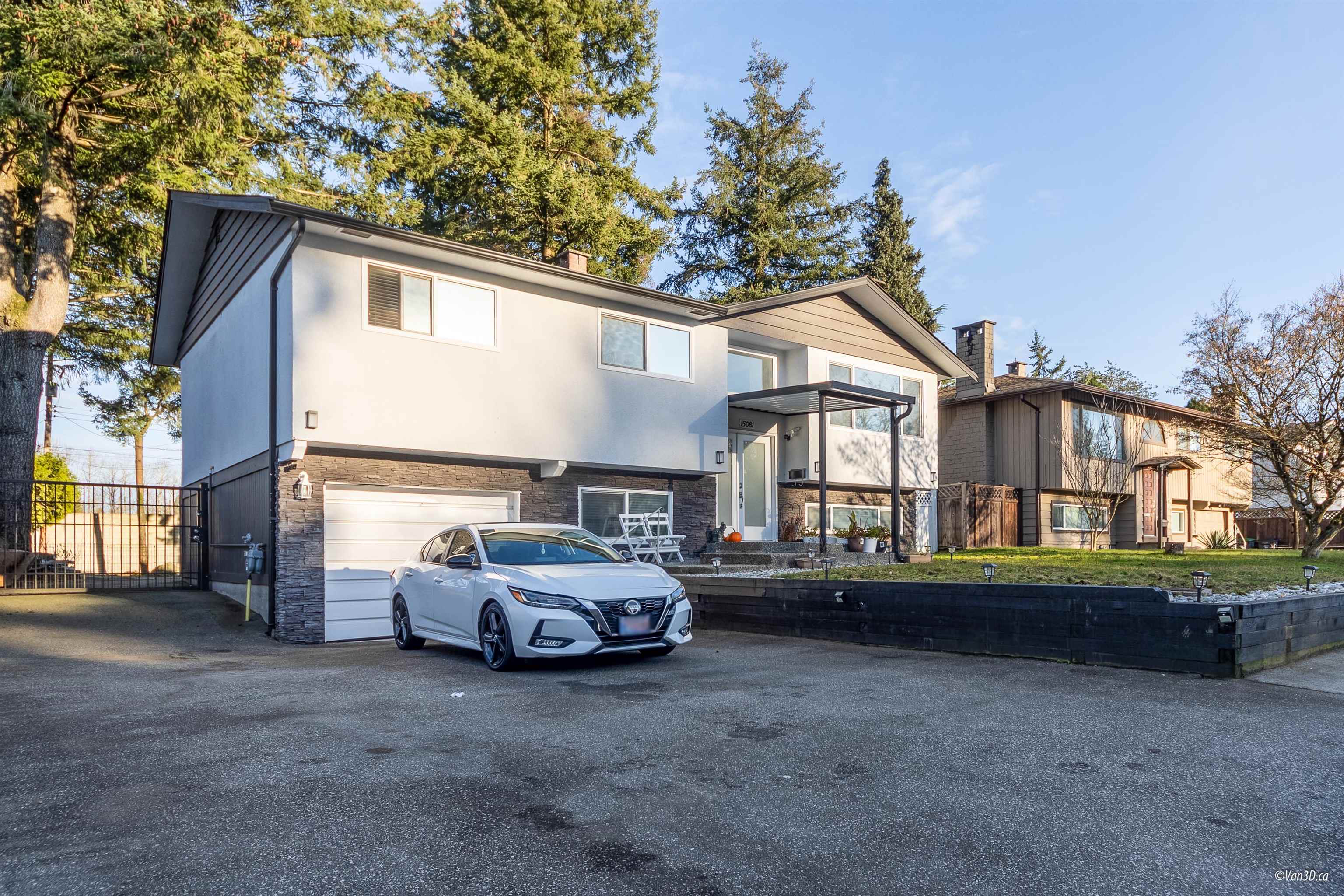 15081 ROBIN CRESCENT, Surrey BC V3R 4X9, R3028613, BC,