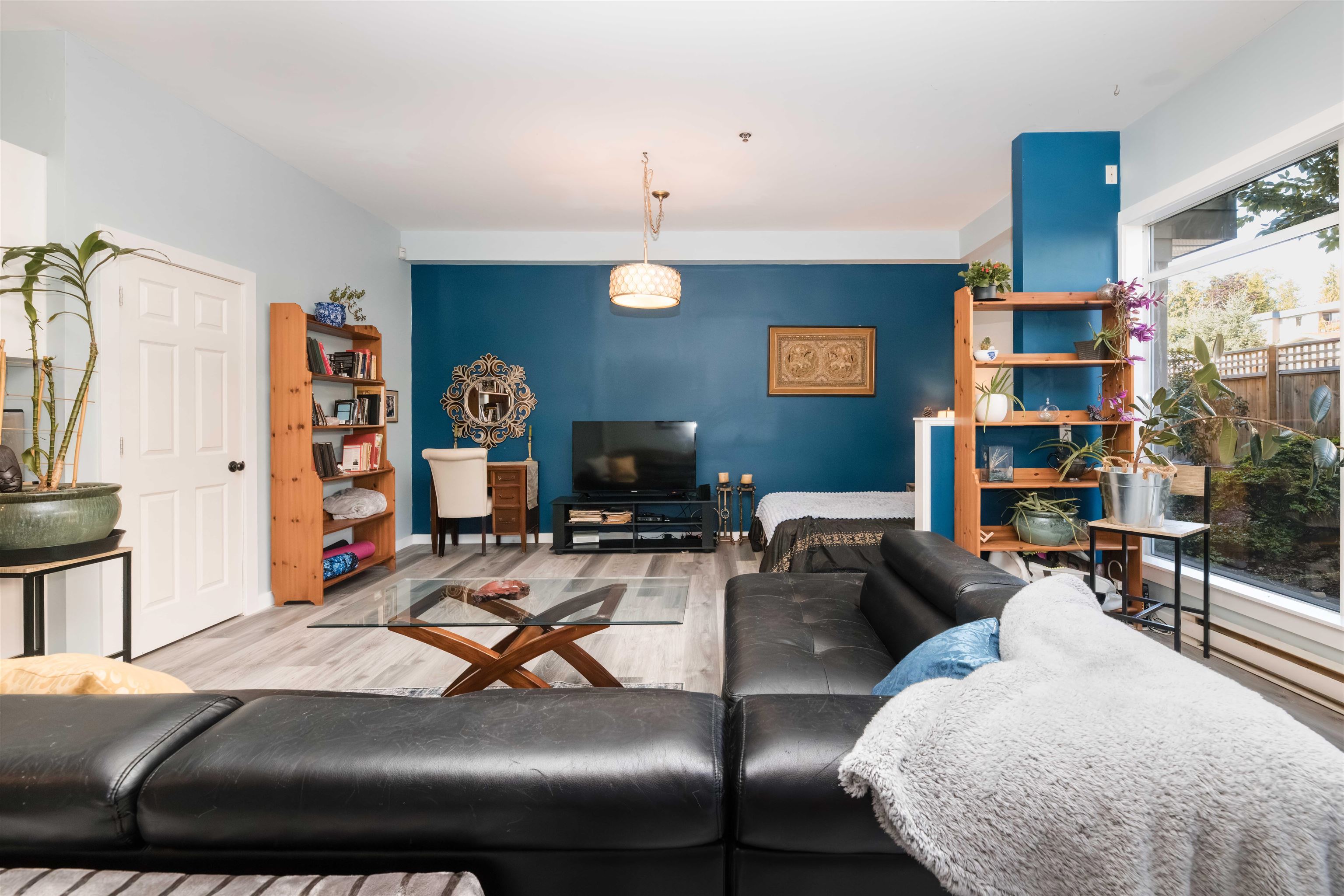 MLS® listing #R3028690 for sale located at 2 703 GIBSONS WAY