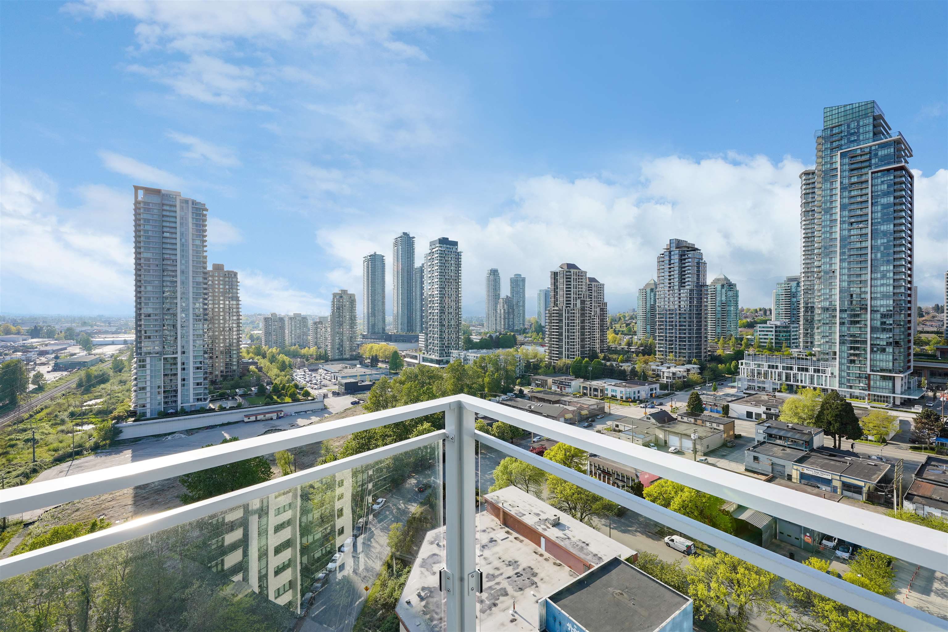 1707 4433 ALASKA STREET, R3028753, BC,