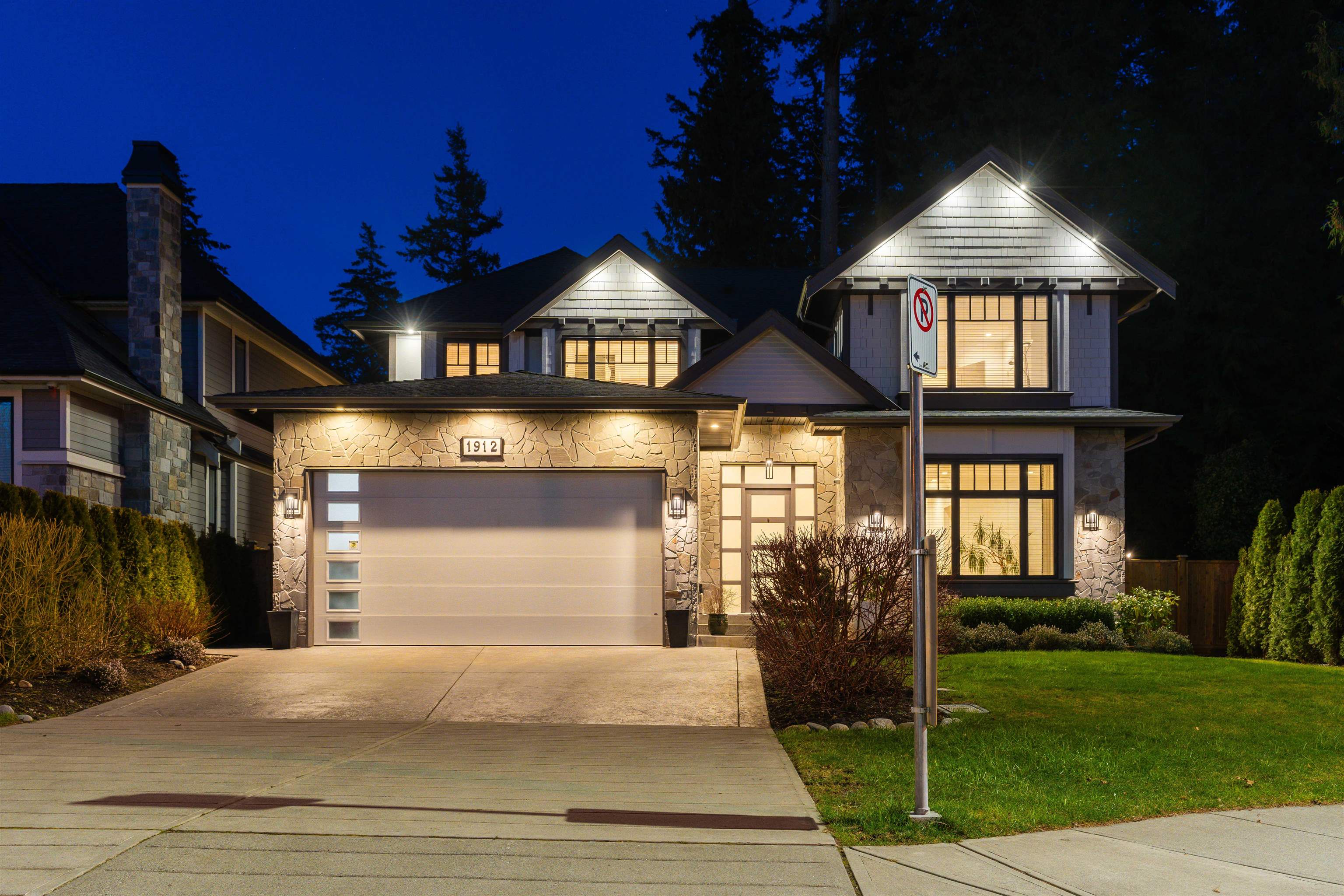 1912 LARONDE DRIVE, Surrey BC V4A 9M9, R3028922, BC,