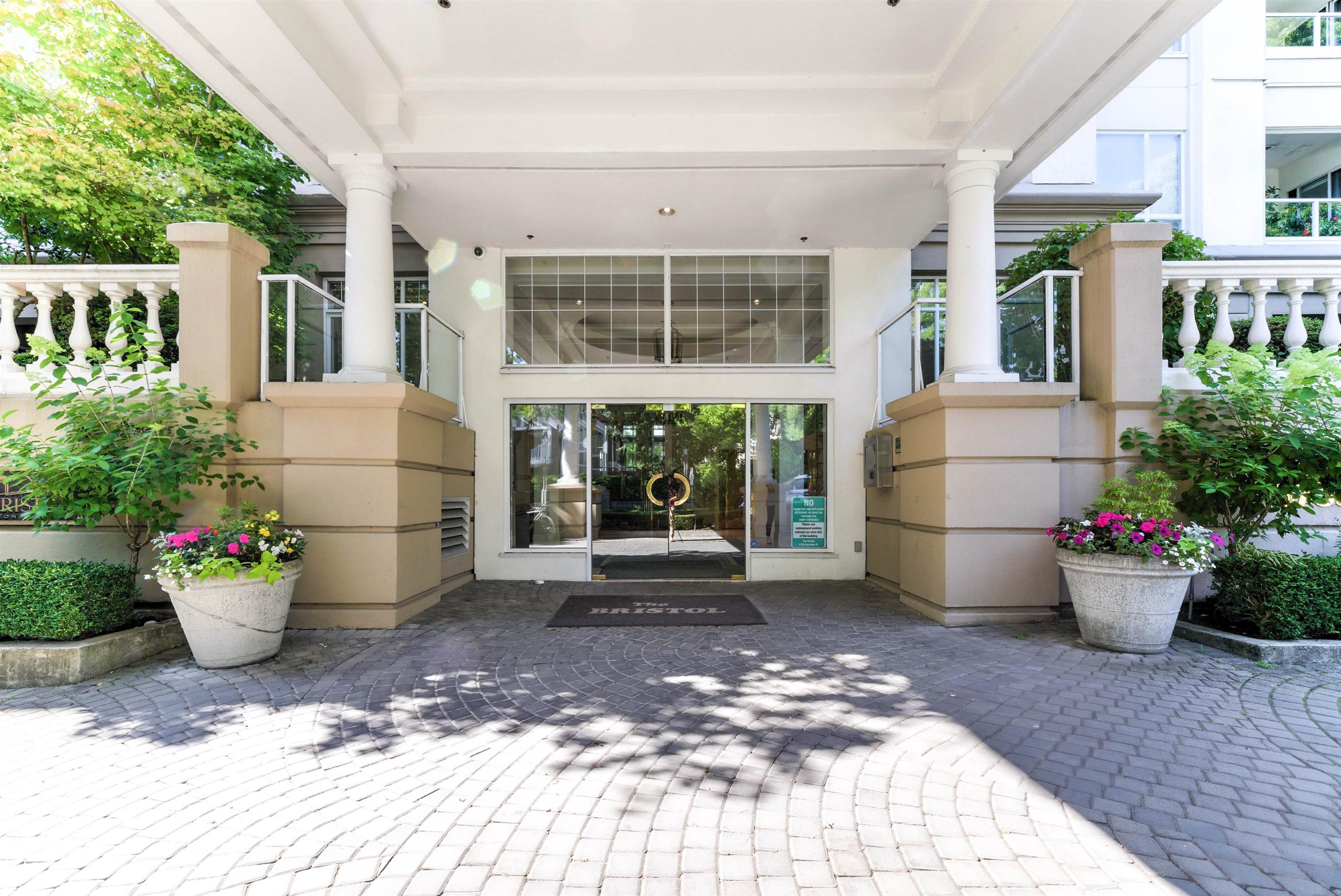 421 5735 HAMPTON PLACE, R3028943, BC,