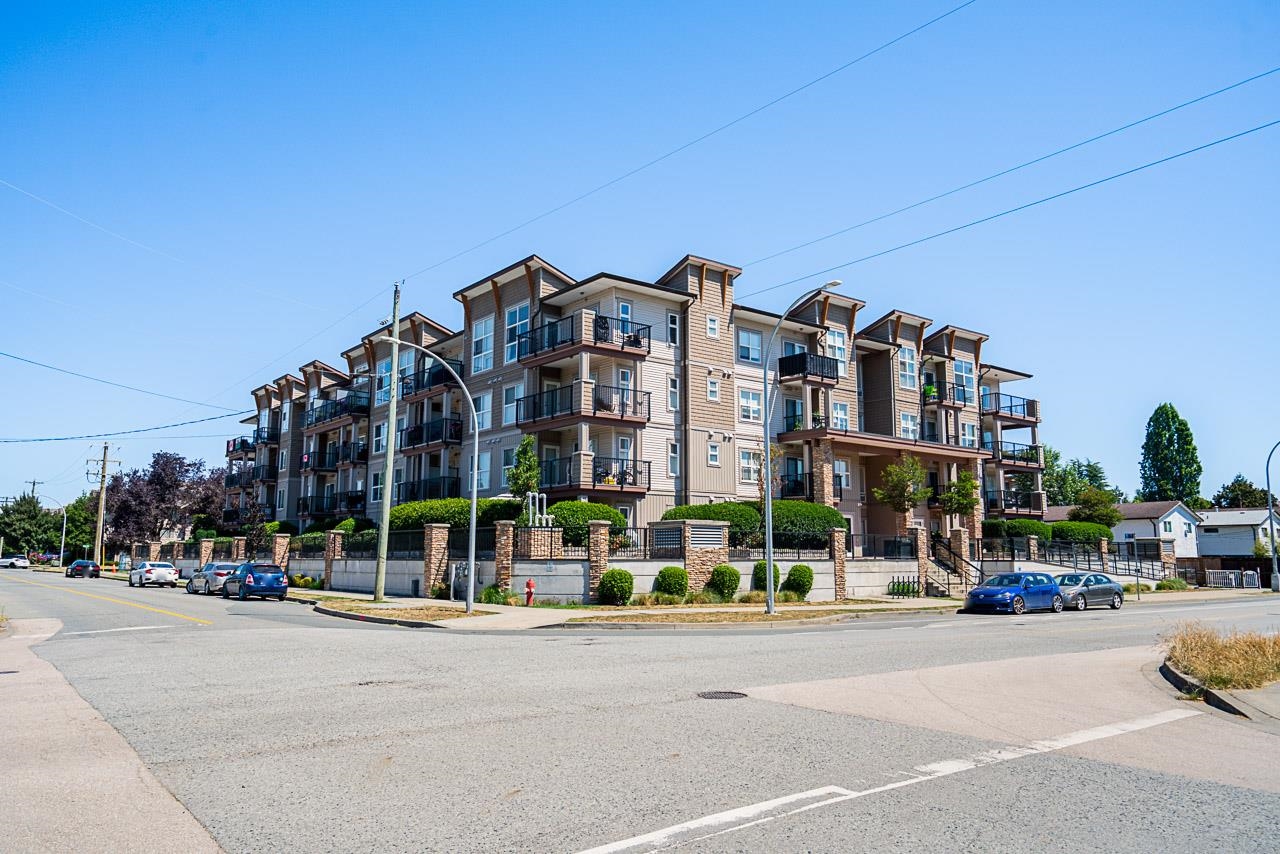 107 20175 53 AVENUE, R3029001, BC,