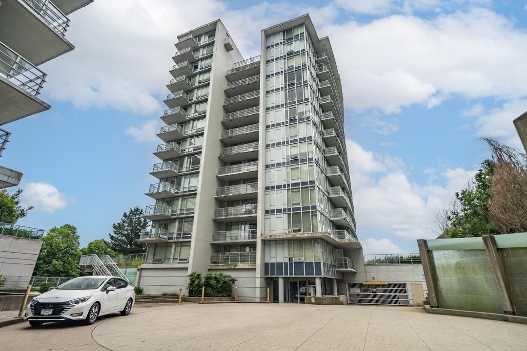 901 8288 LANSDOWNE ROAD, R3029016, BC,