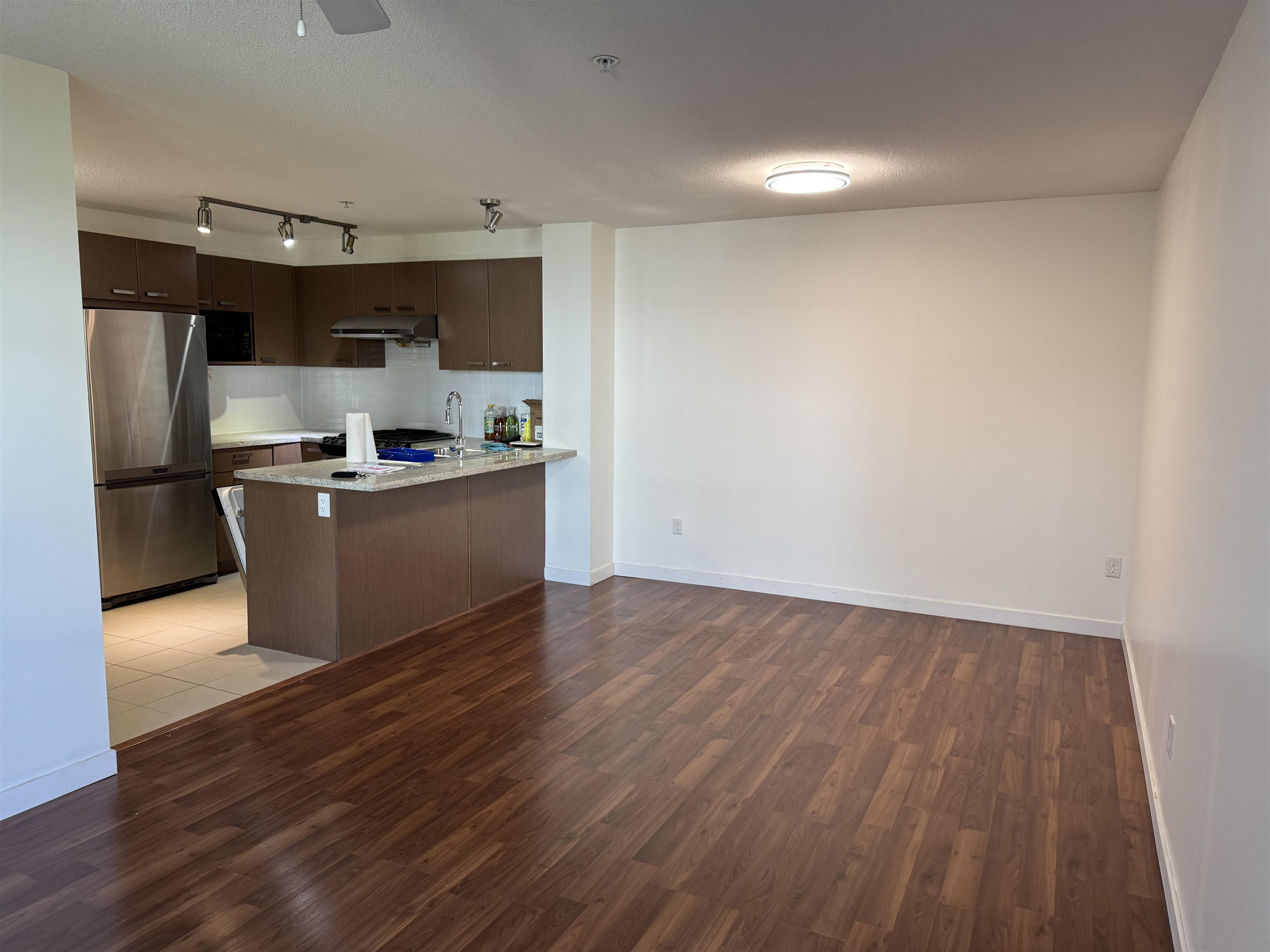 317 9399 TOMICKI AVENUE, R3029093, BC,