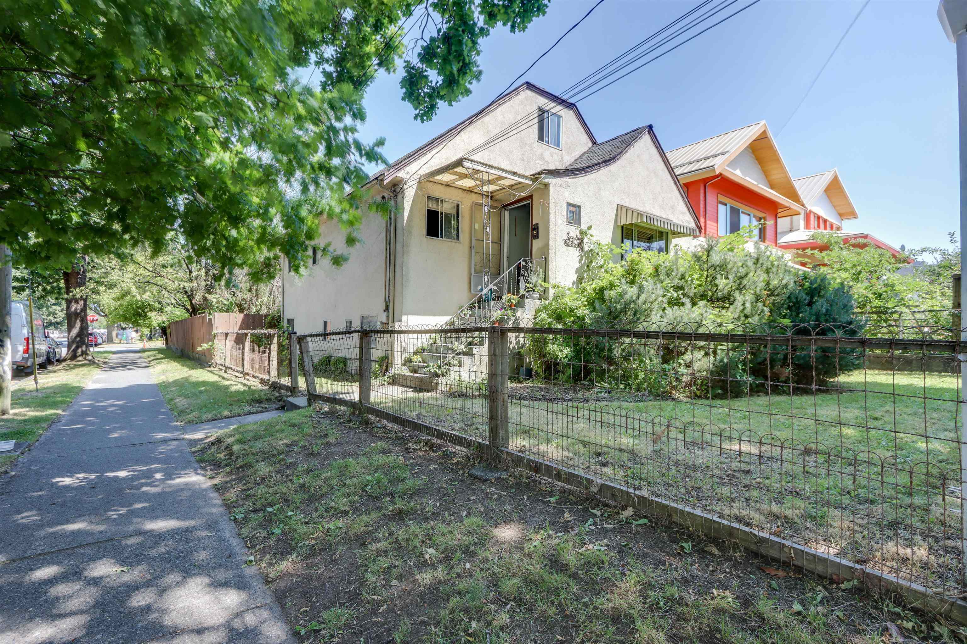 2305 TURNER STREET, Vancouver BC V5L 2A6, R3029301, BC,