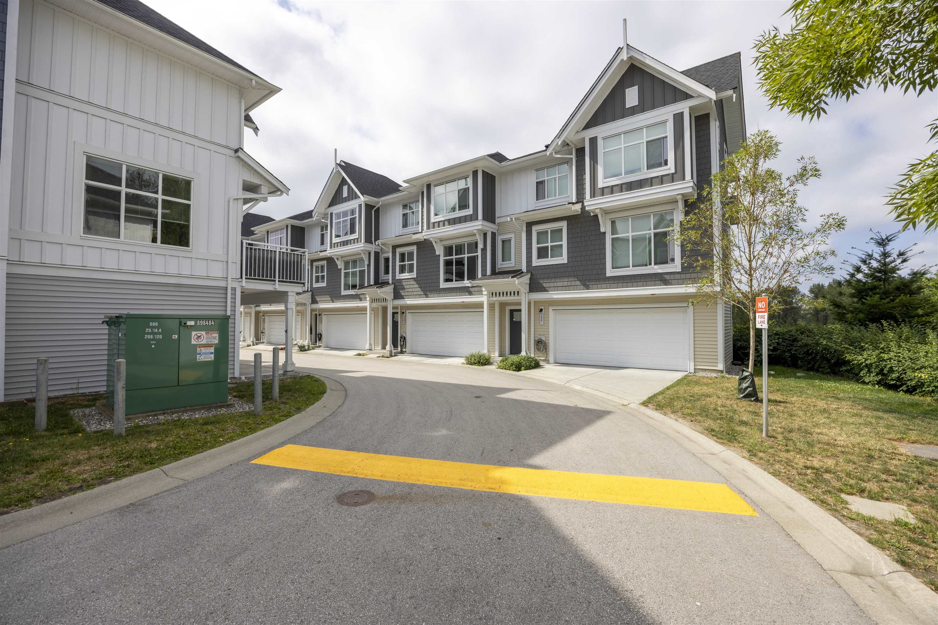 2404 11295 PAZARENA PLACE, R3029333, BC,