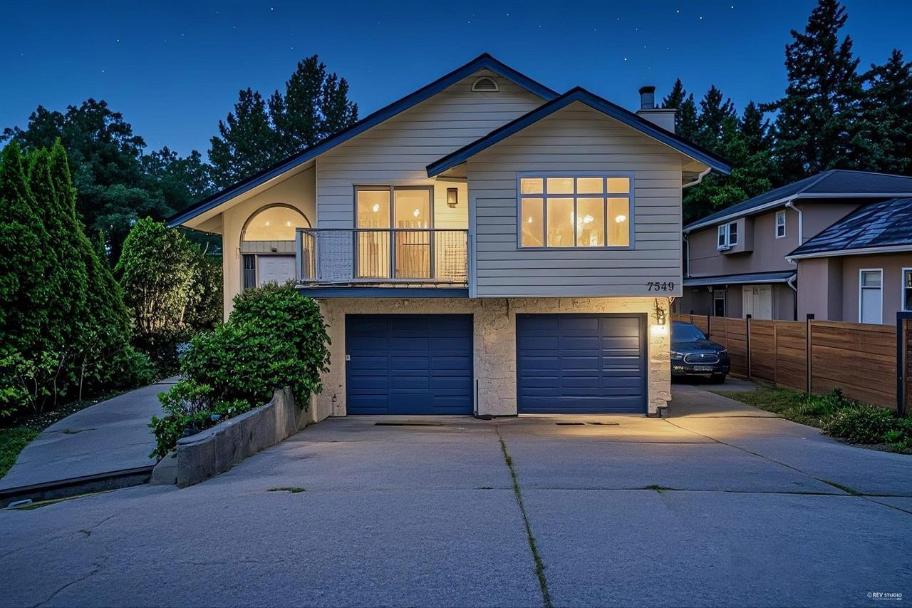 7549 10TH AVENUE, Burnaby BC V3N 2S1, R3029361, BC,