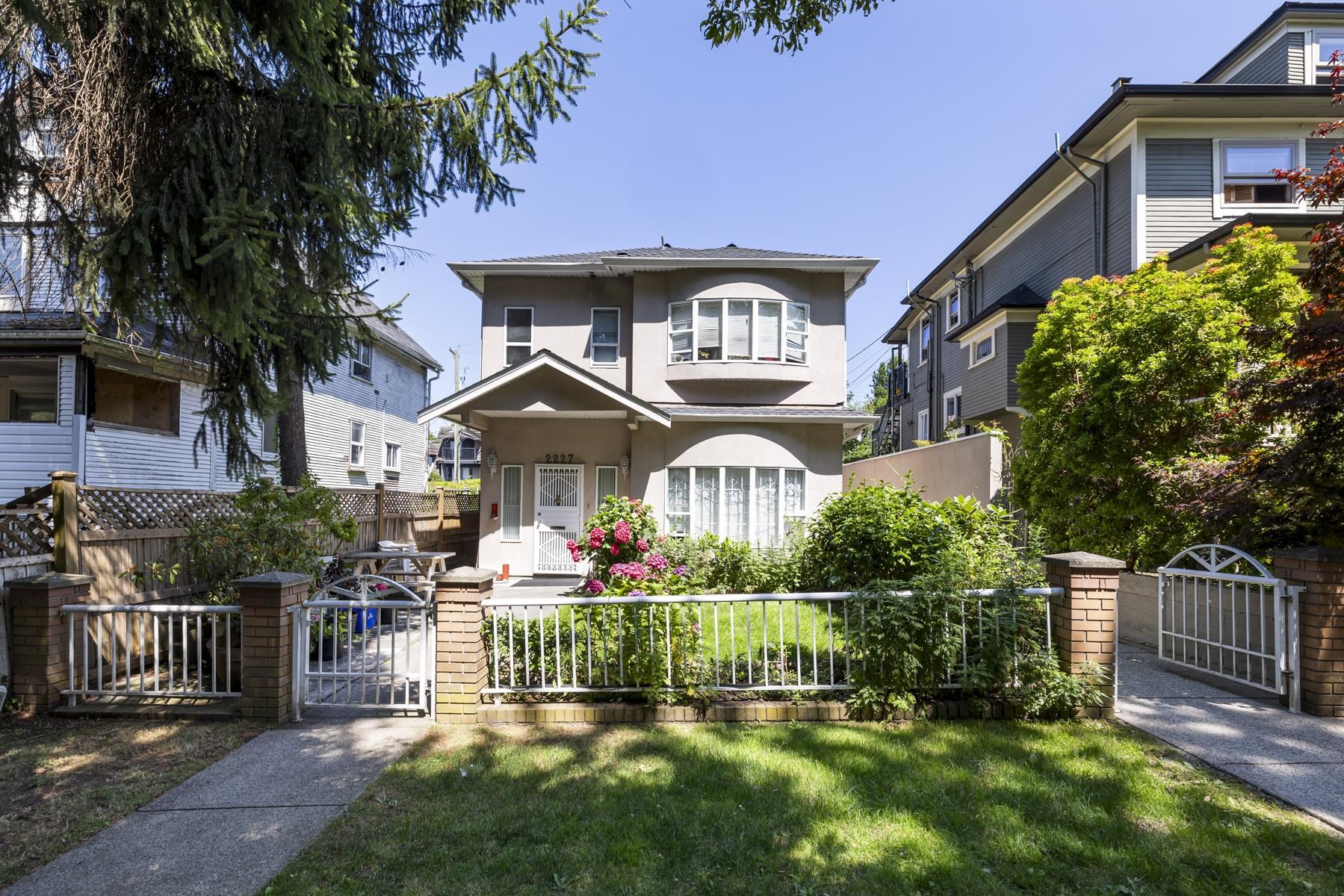 2229 OXFORD STREET, Vancouver BC V5L 1G2, R3029458, BC,
