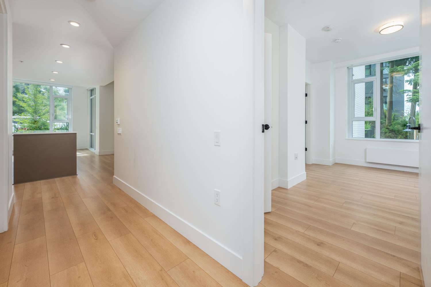 201 8750 UNIVERSITY CRESCENT, R3029591, BC,