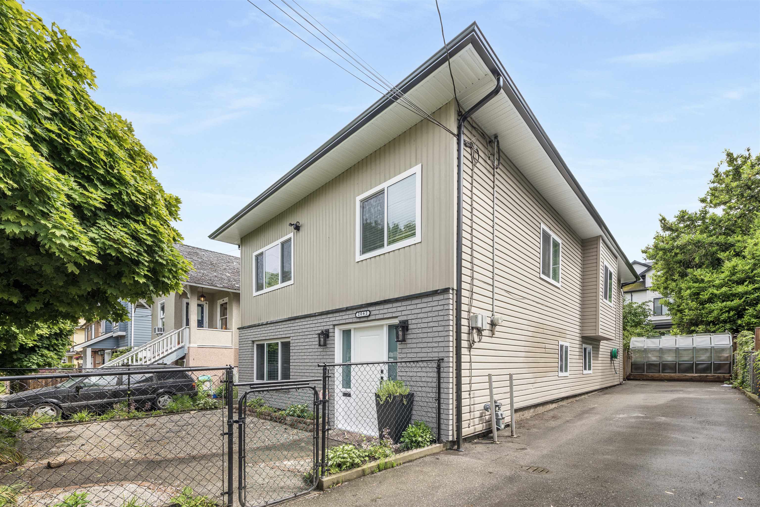 2062 E 35TH AVENUE, Vancouver BC V5P 1B9, R3029605, BC,