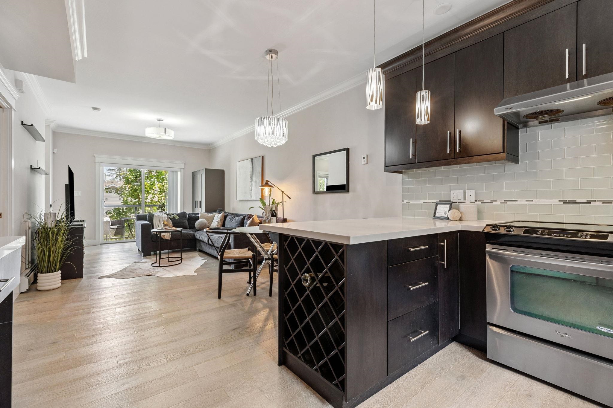 210 3488 SEFTON STREET, R3029624, BC,