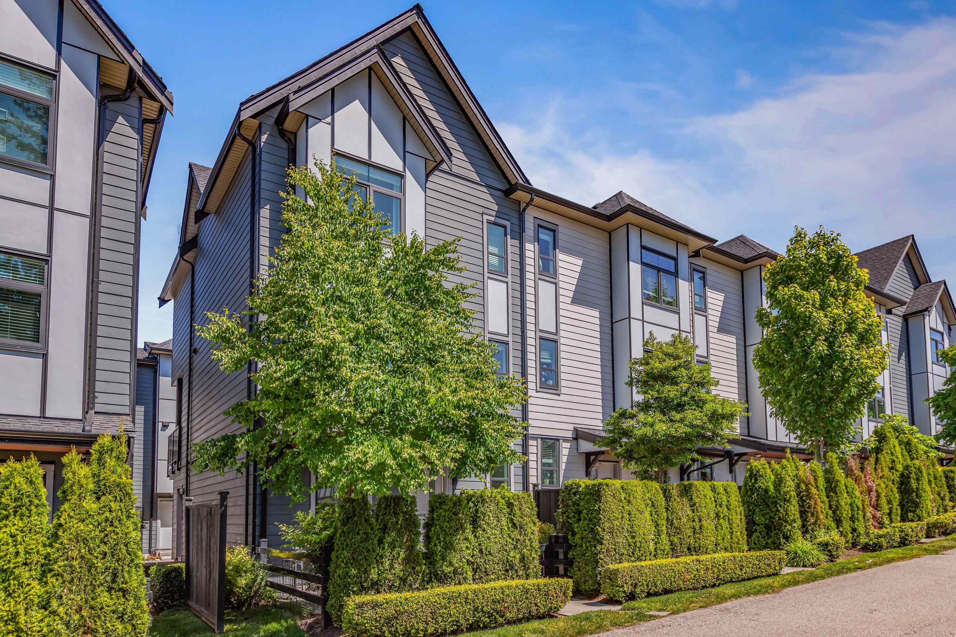 32 2427 164 STREET, R3029630, BC,