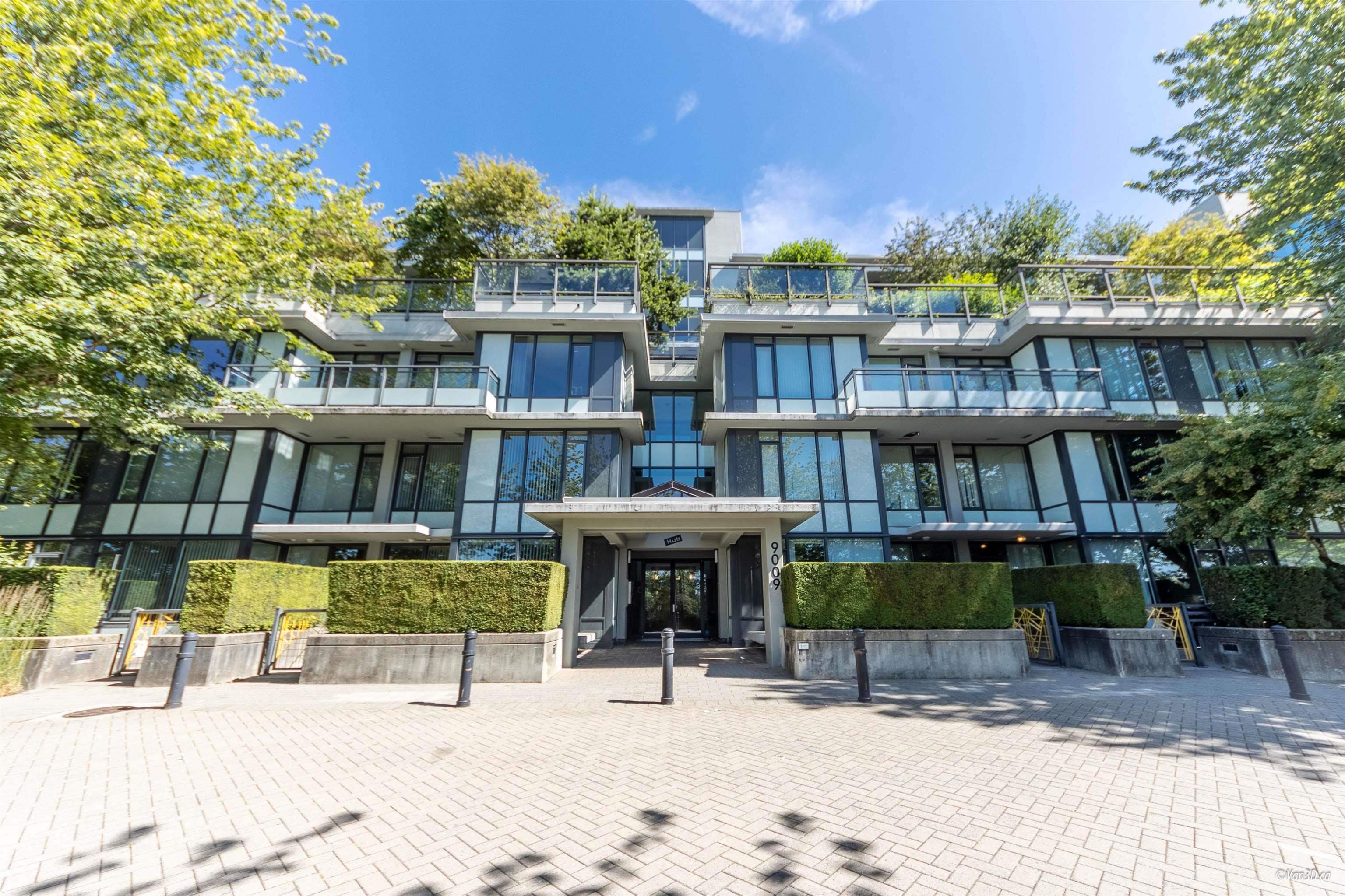 4F 9009 CORNERSTONE MEWS, R3029646, BC,