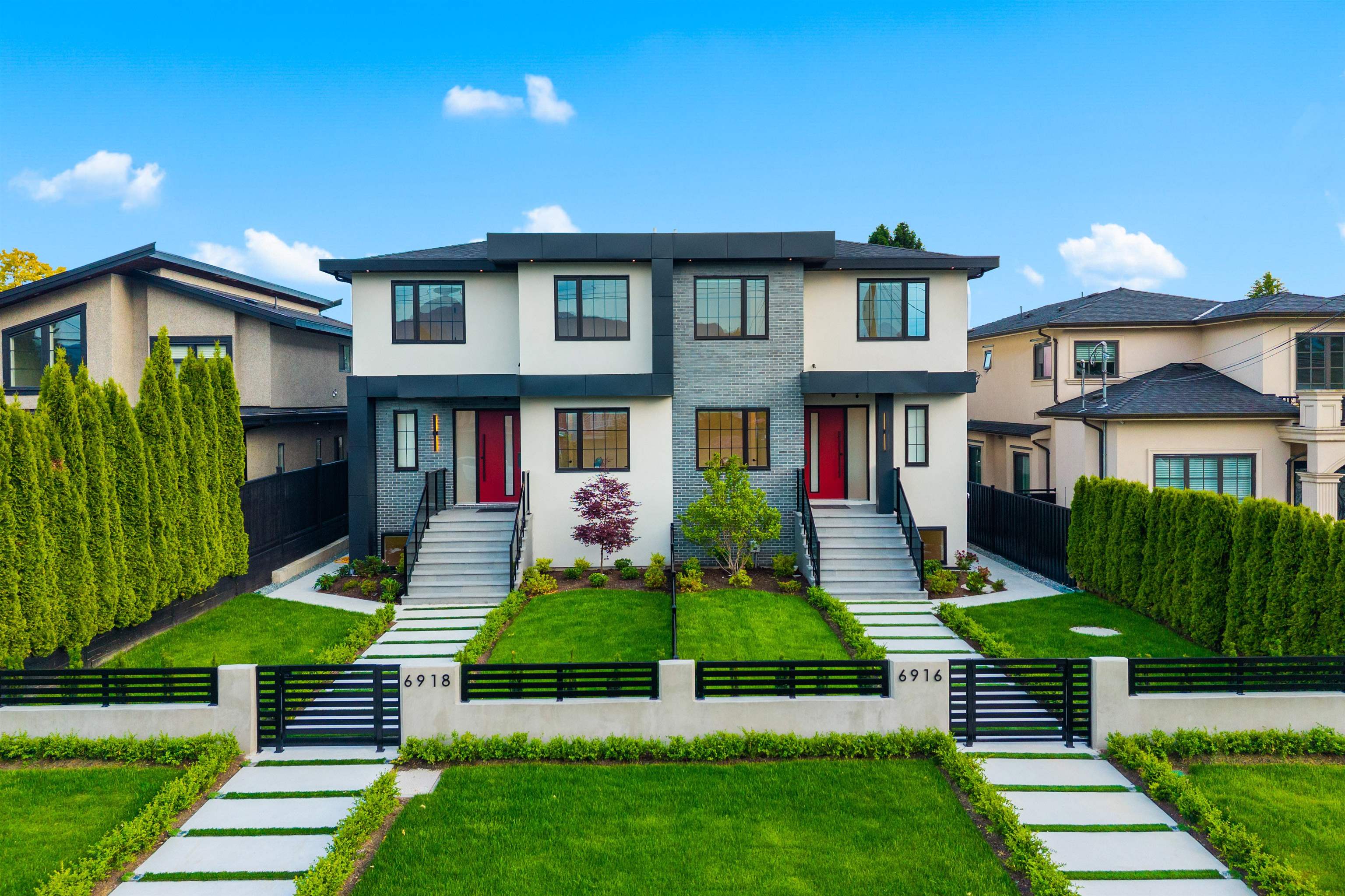 6918 UNION STREET, Burnaby BC V5B 1X5, R3029752, BC,