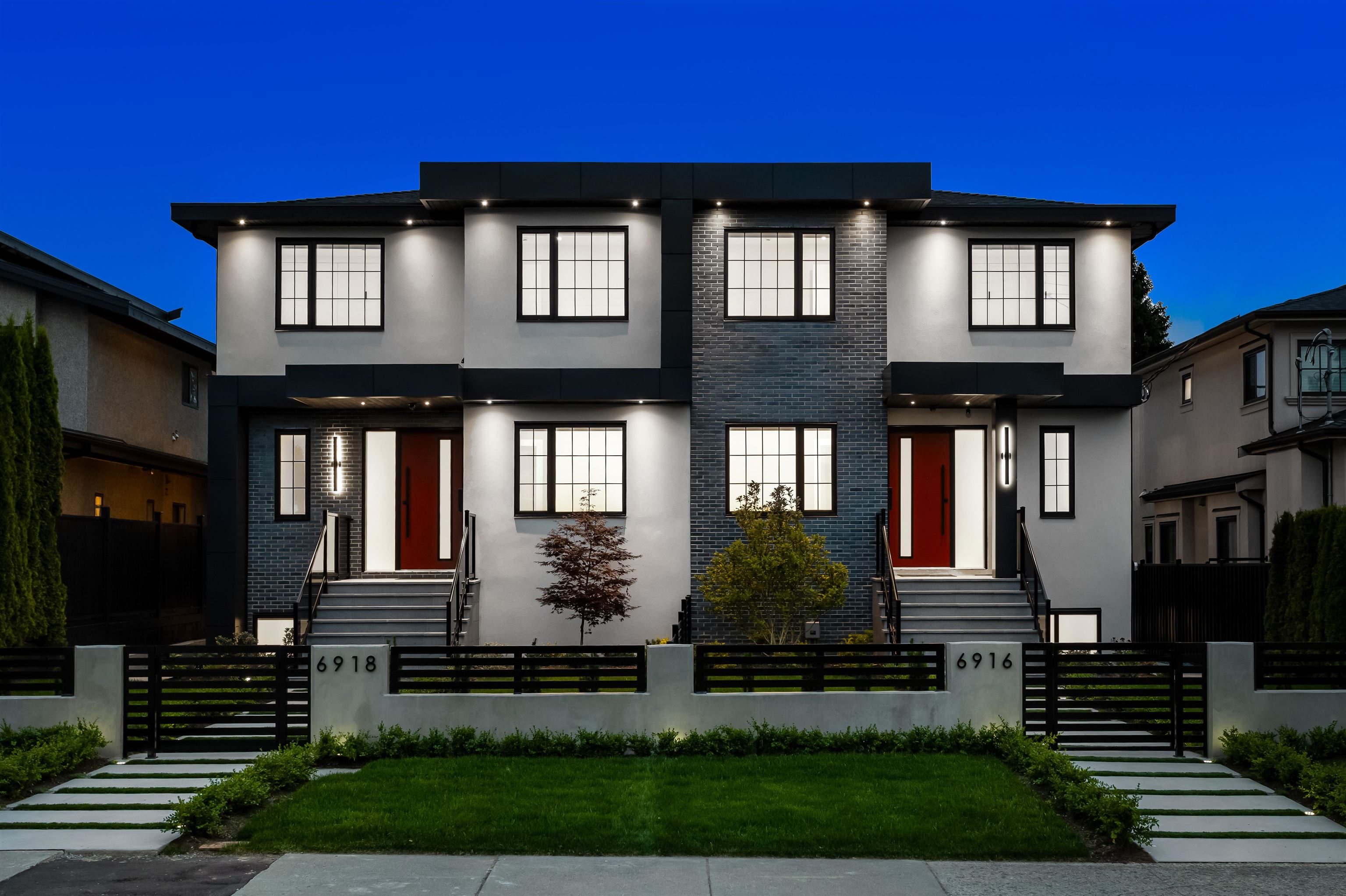 6916 UNION STREET, Burnaby BC V5B 1X5, R3029756, BC,