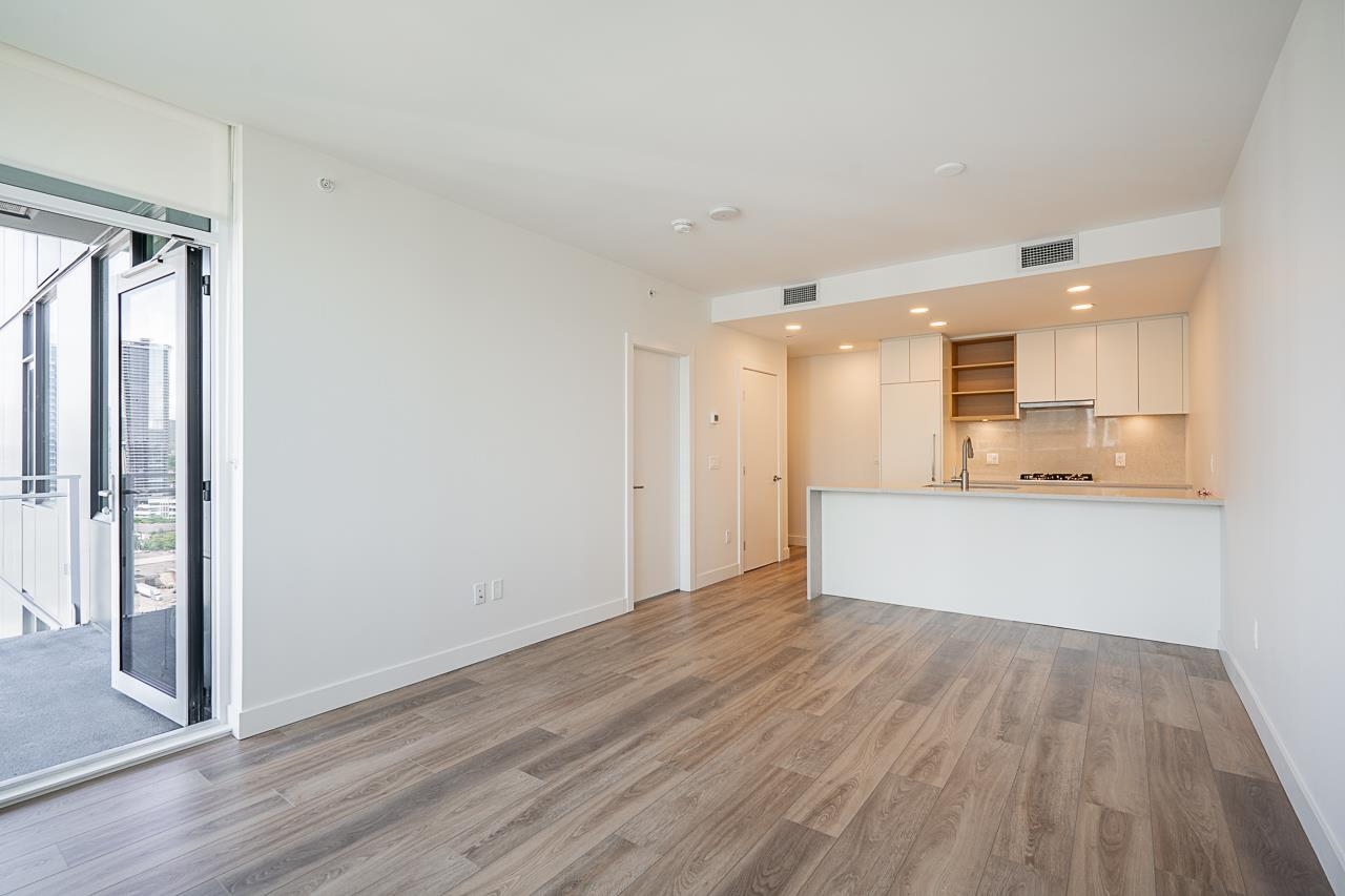 2101 4433 ALASKA STREET, R3029893, BC,