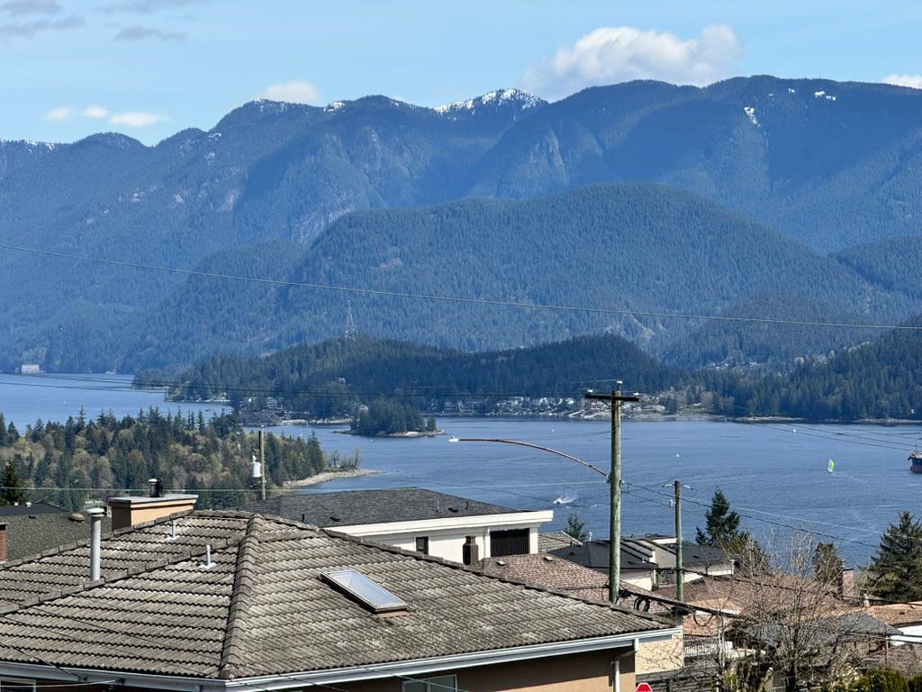 26 HOLDOM AVENUE, Burnaby BC V5B 3T7, R3029930, BC,