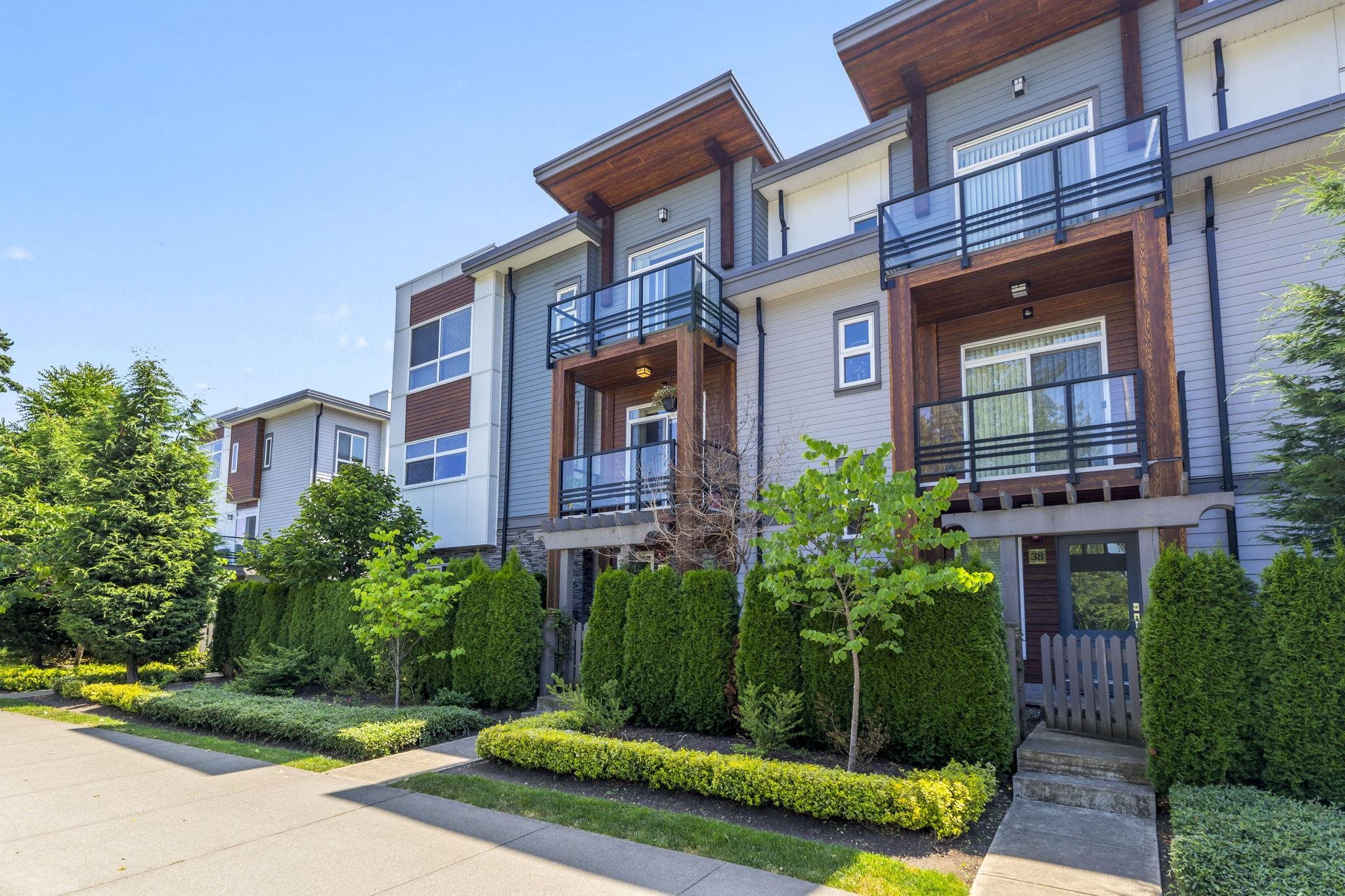 37 7947 209 STREET, R3030000, BC,