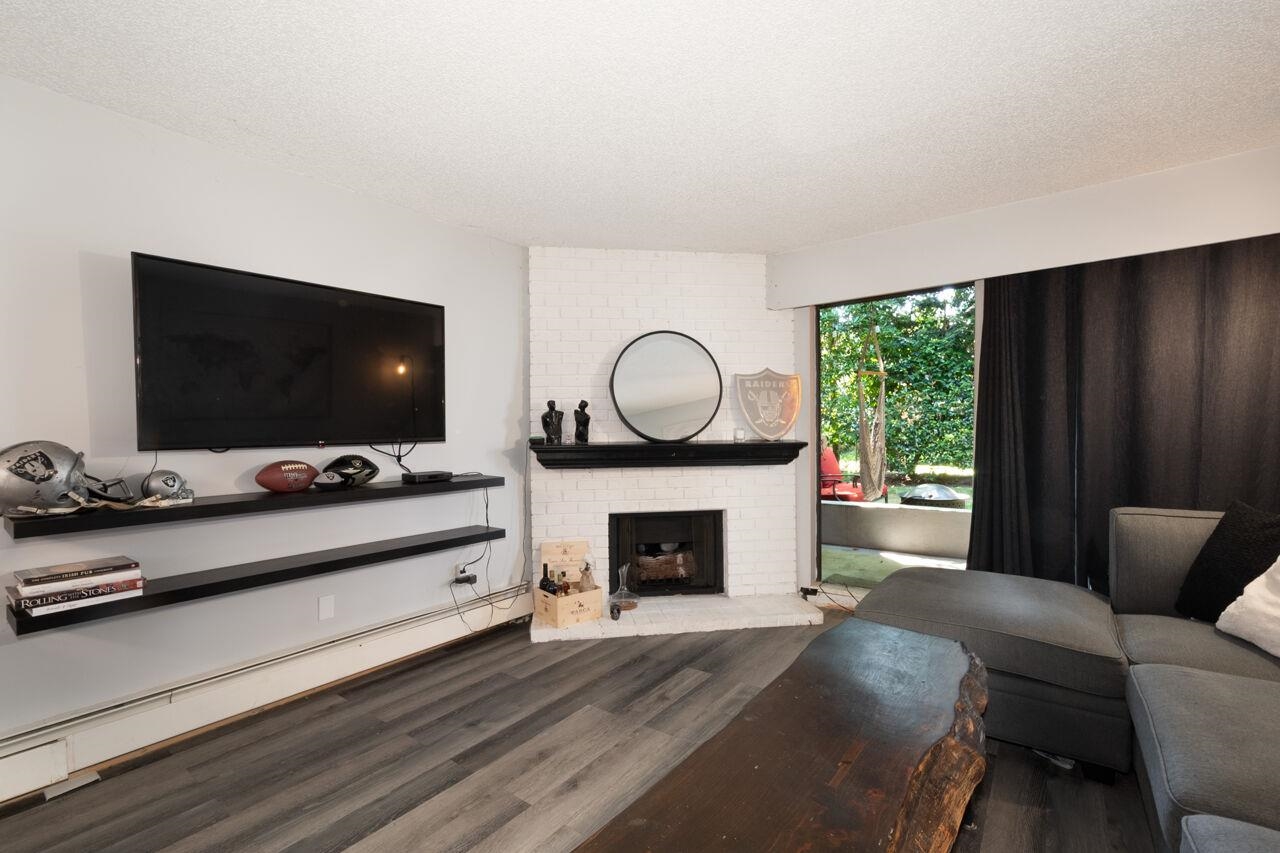 111 9101 HORNE STREET, R3030018, BC,