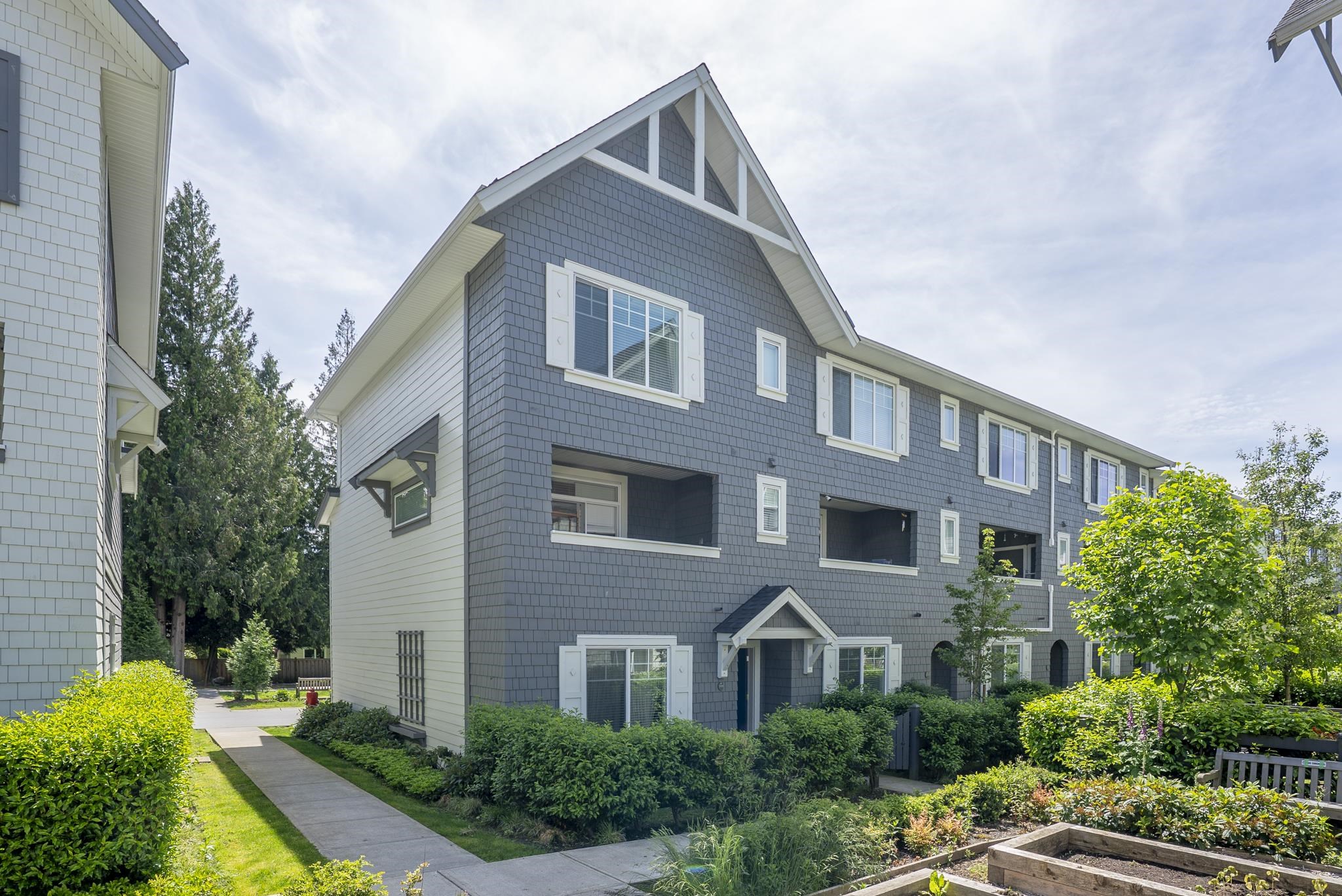 104 15850 85 AVENUE, R3030041, BC,