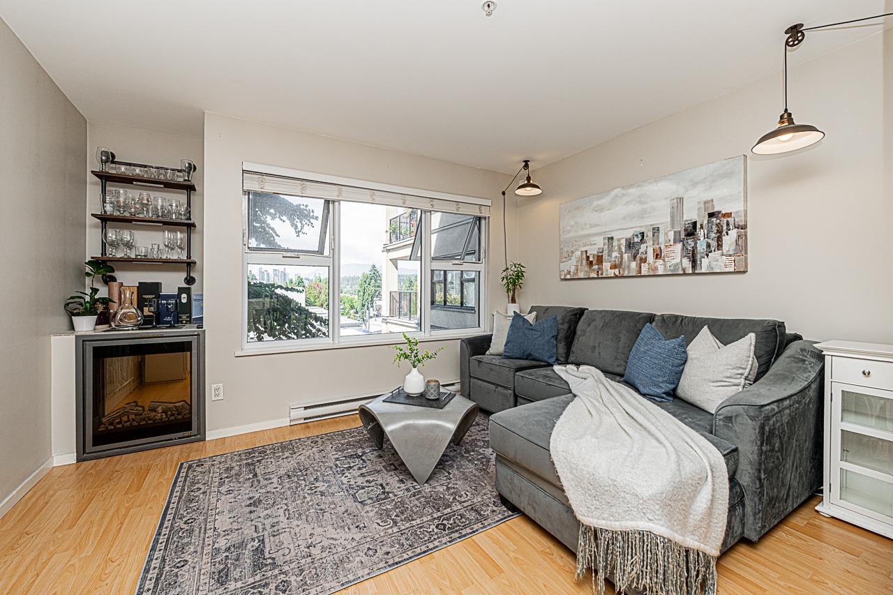 407 415 COLUMBIA STREET, R3030052, BC,