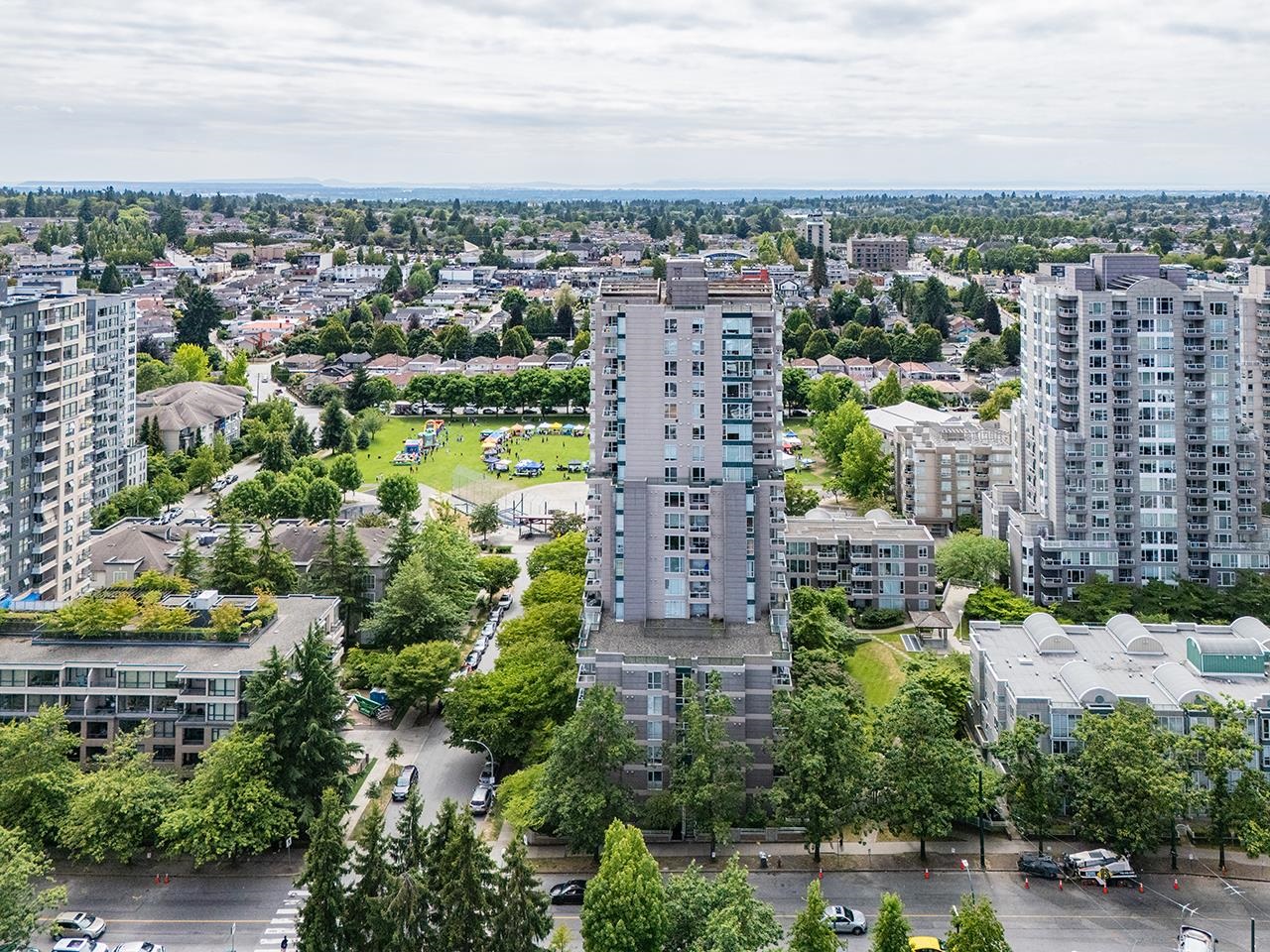 1807 5189 GASTON STREET, R3030079, BC,