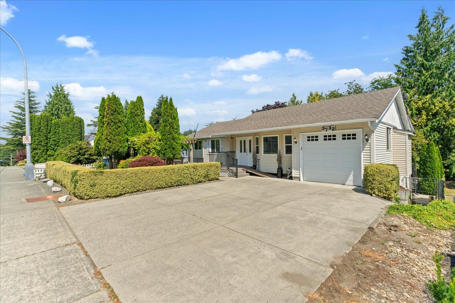 3732 OLD CLAYBURN ROAD, Abbotsford BC V3G 1H6, R3030086, BC,