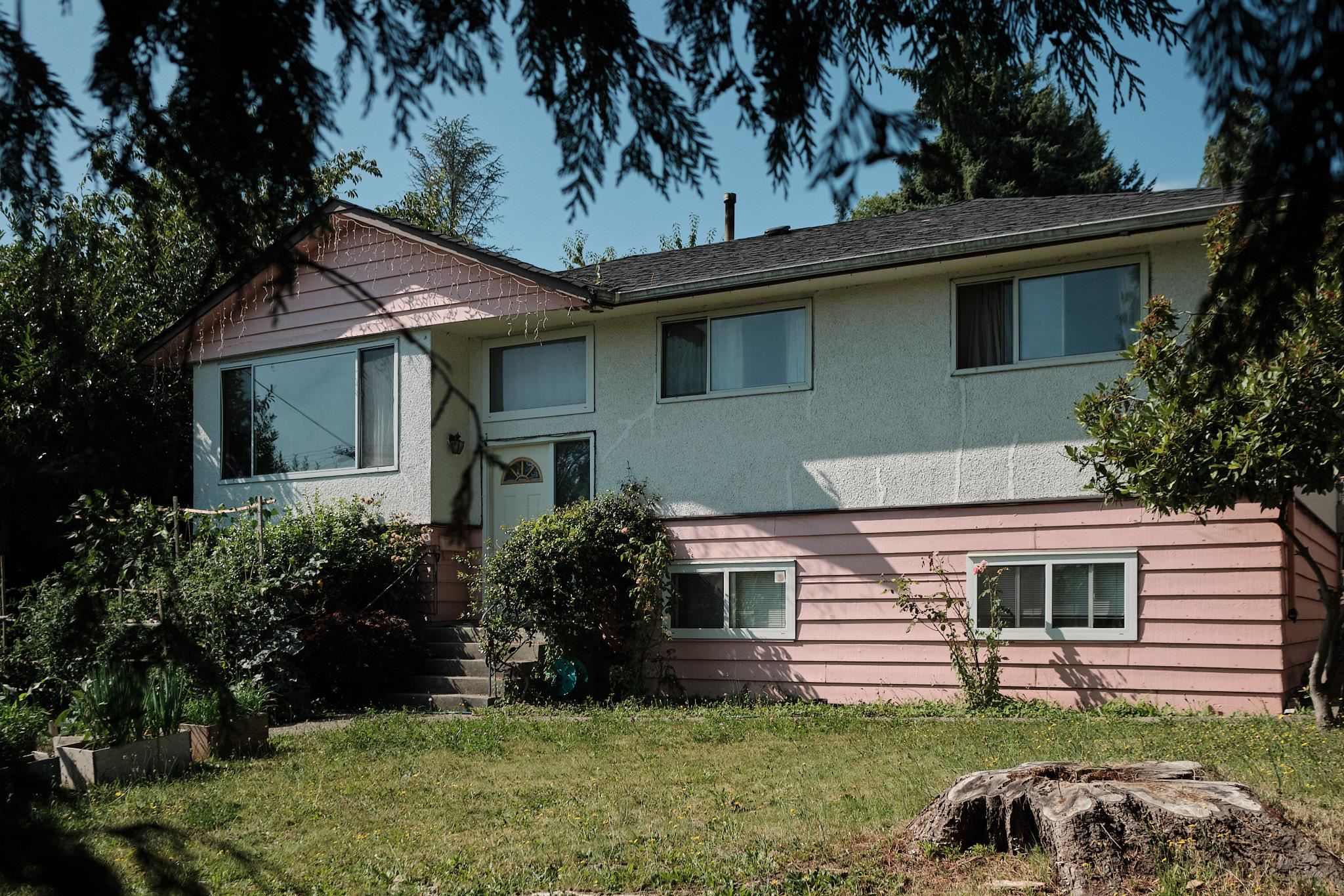 6717 BROADWAY, Burnaby BC V5B 2Y7, R3030206, BC,