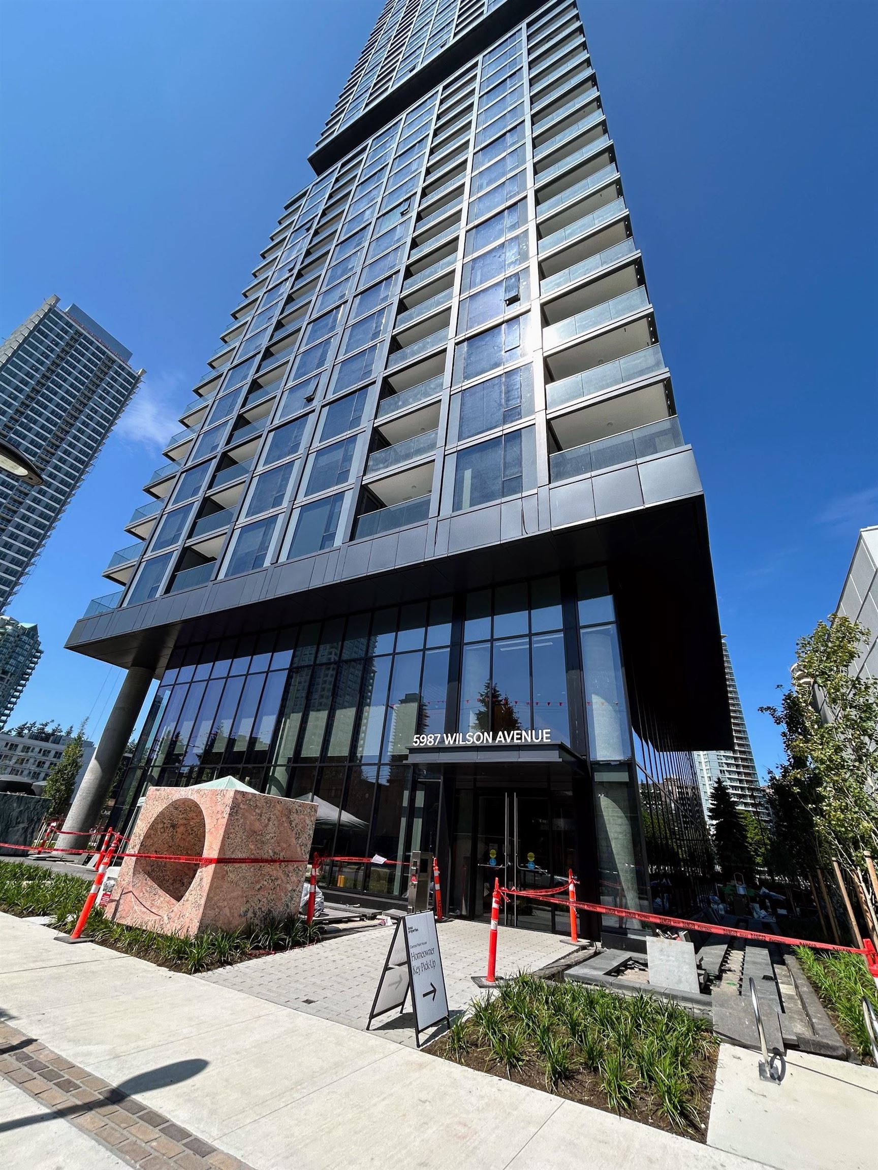 209 5987 WILSON AVENUE, R3030210, BC,