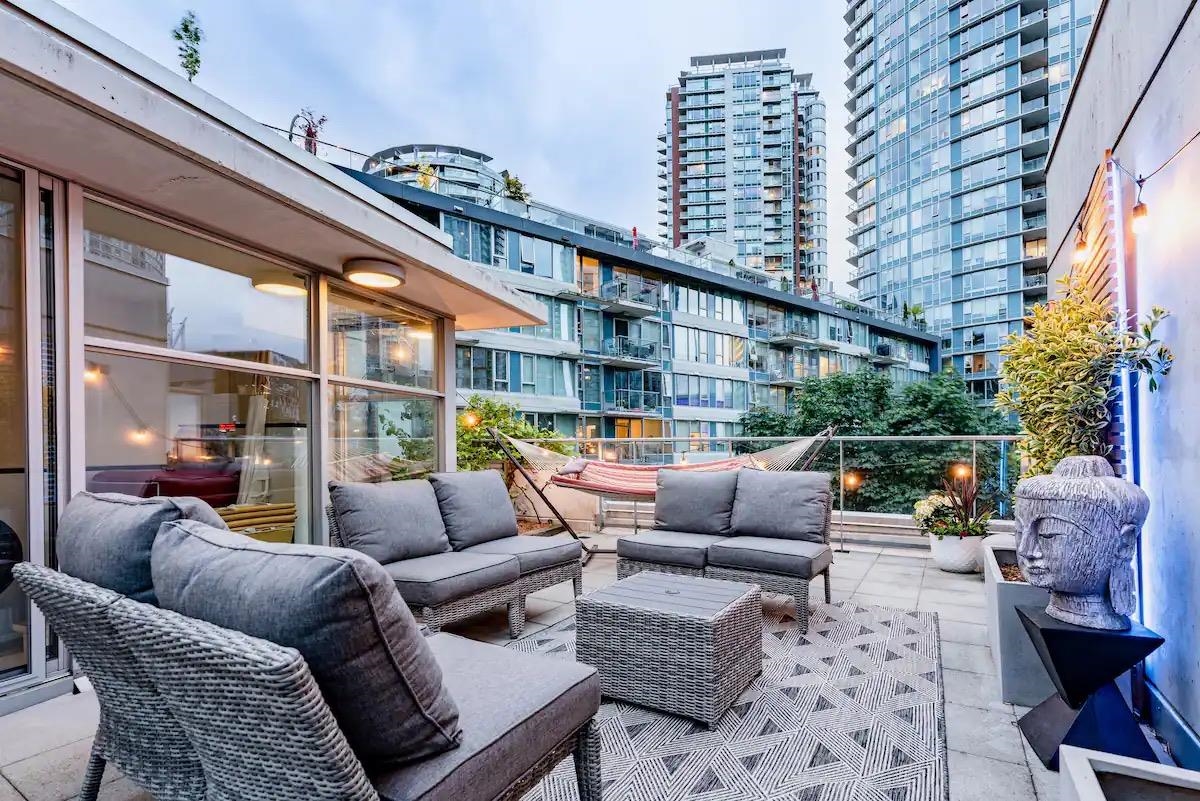 188 KEEFER PLACE, Vancouver BC V6B 0J1, R3030233, BC,