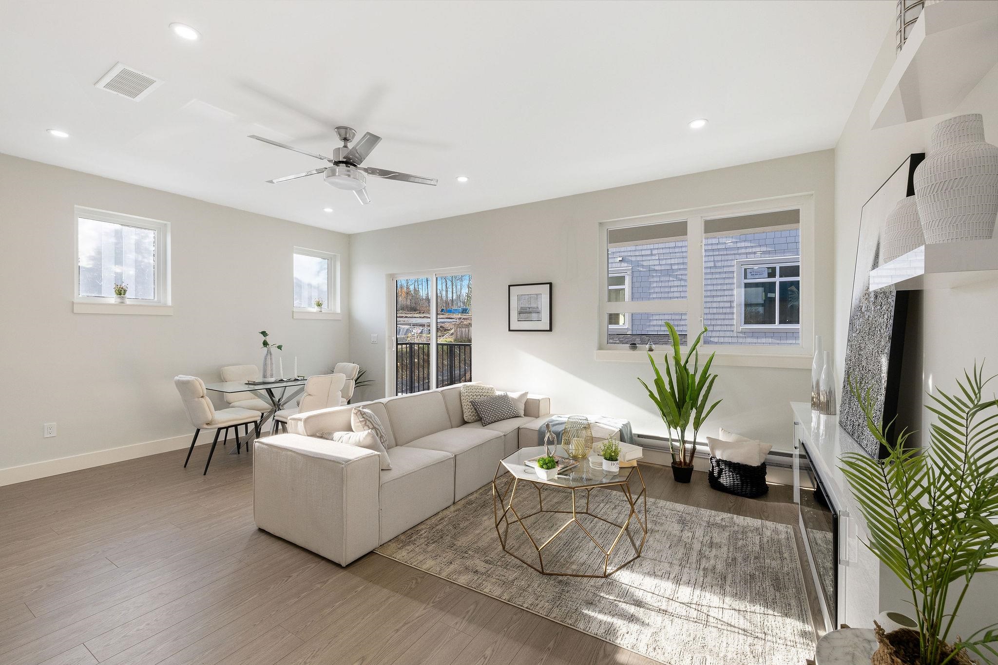 12 14391 61A AVENUE, R3030439, BC,