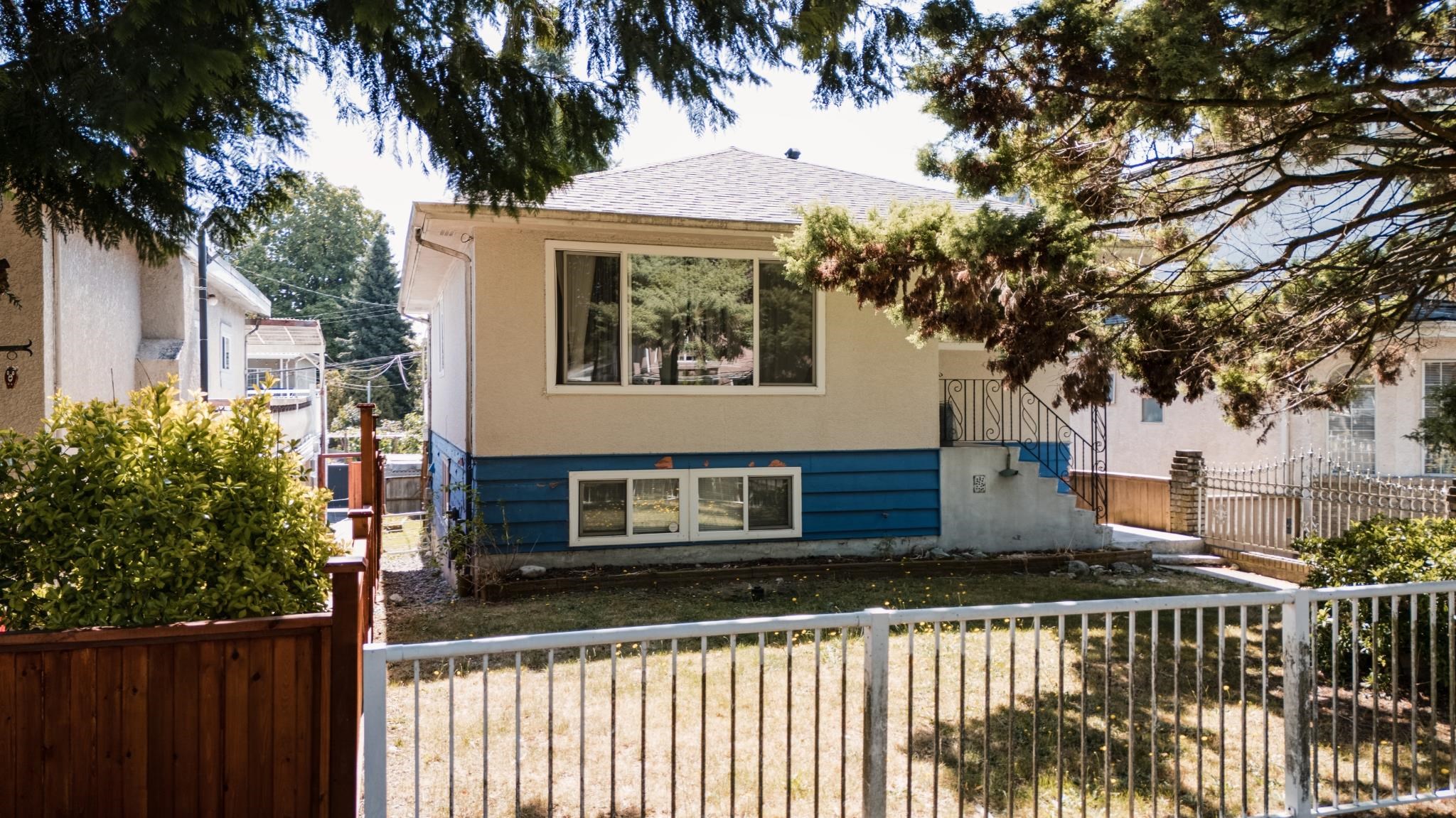 5120 FAIRMONT STREET, Vancouver BC V5R 3V3, R3030580, BC,