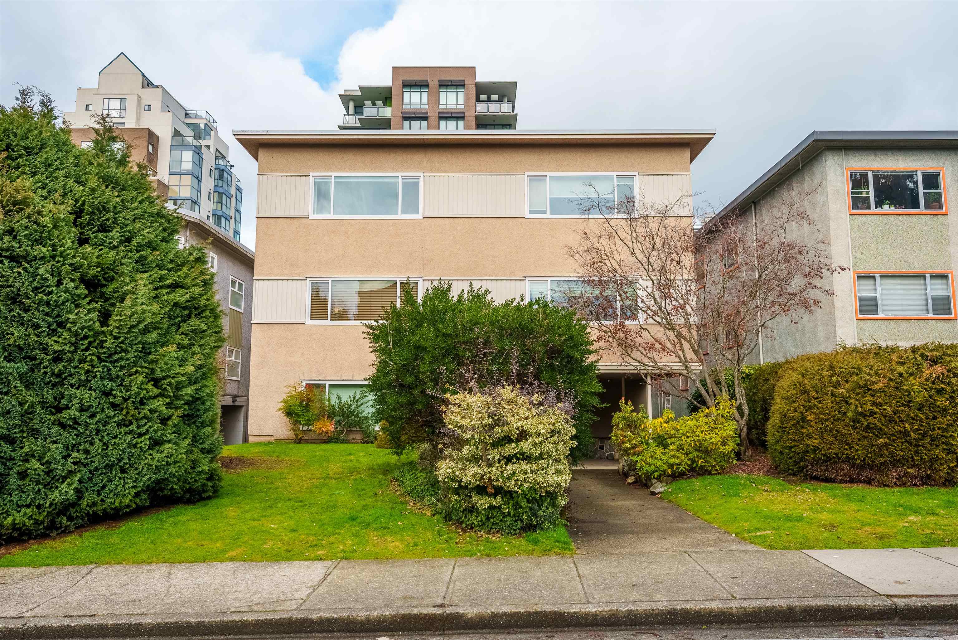 2 1235 10TH AVENUE, R3030599, BC,