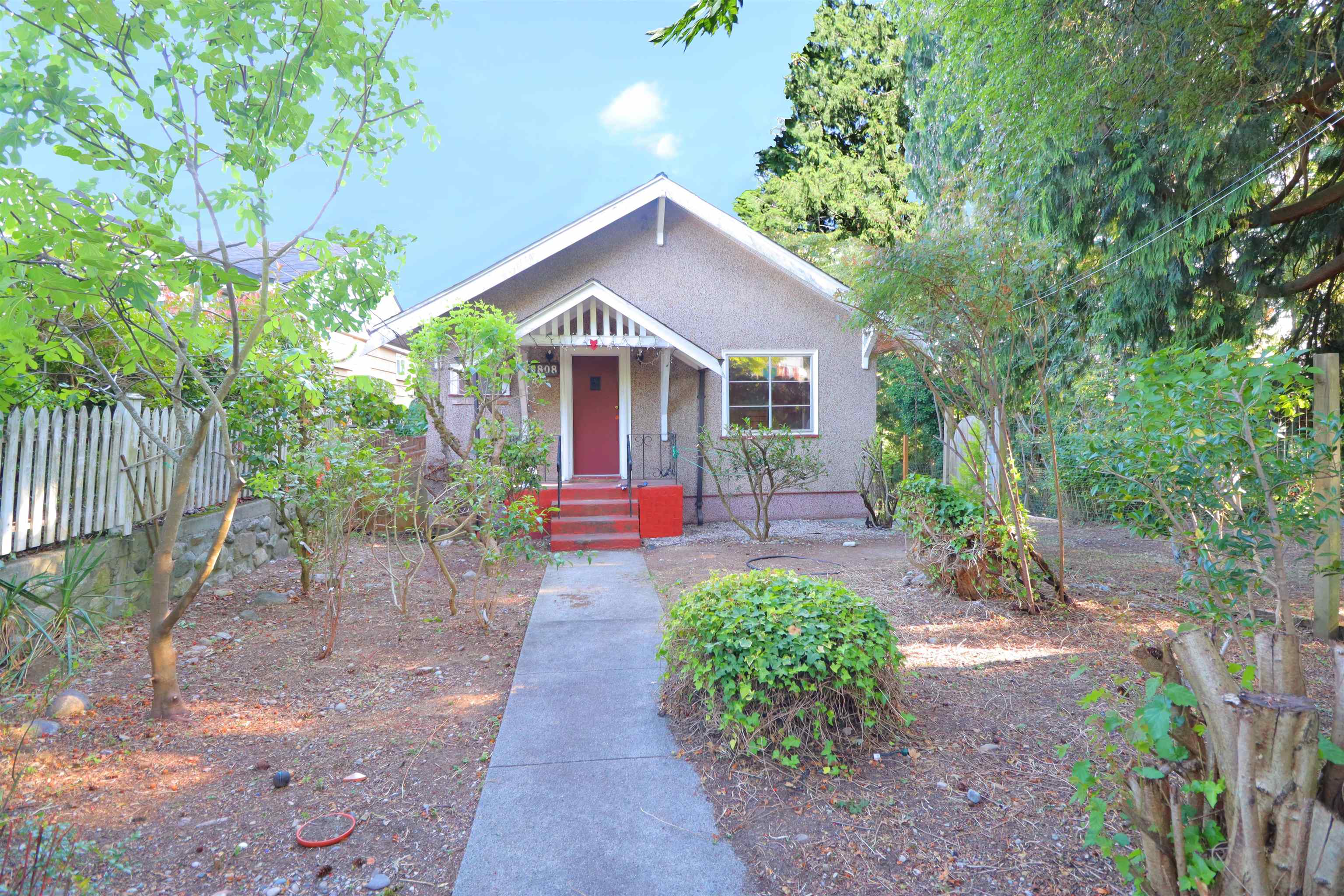 5808 PORTLAND STREET, Burnaby BC V5J 2R8, R3030681, BC,